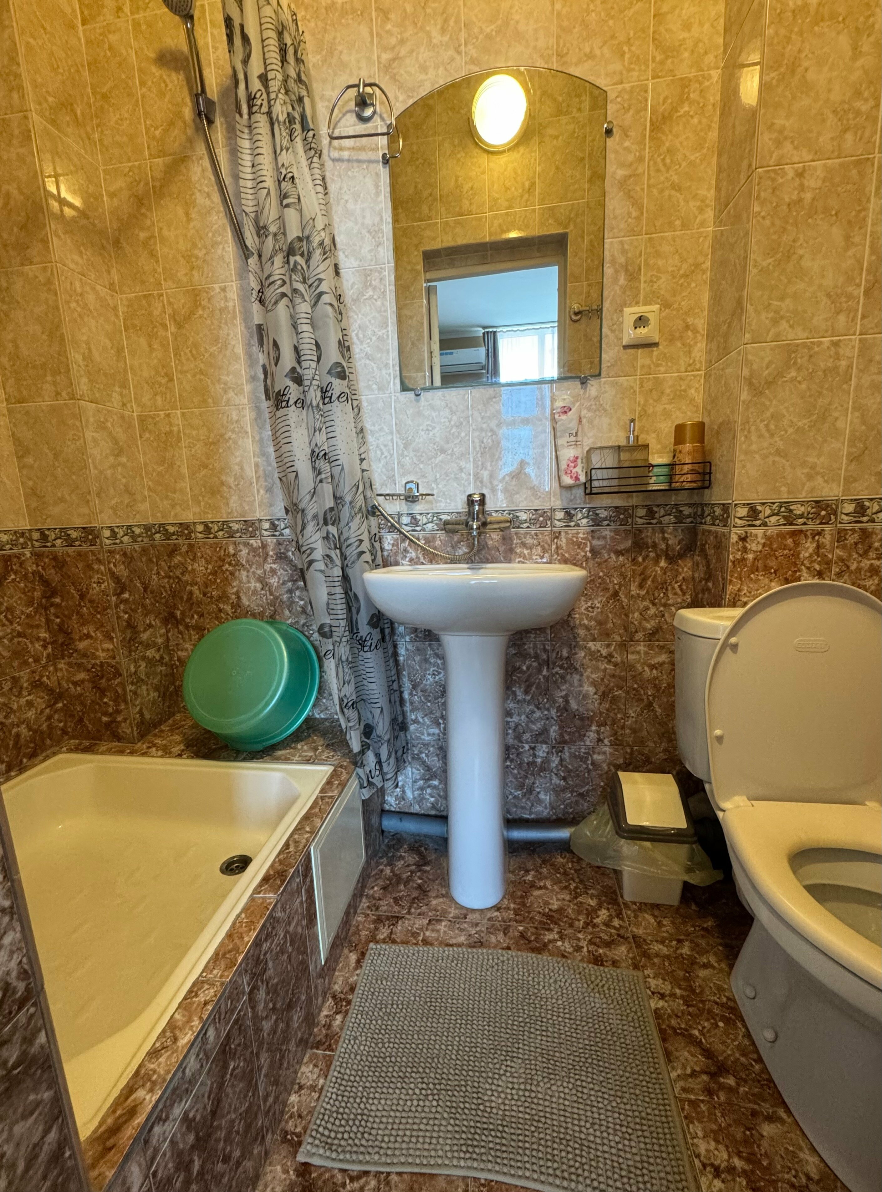 Улучшенный трехместный номер с видом на море