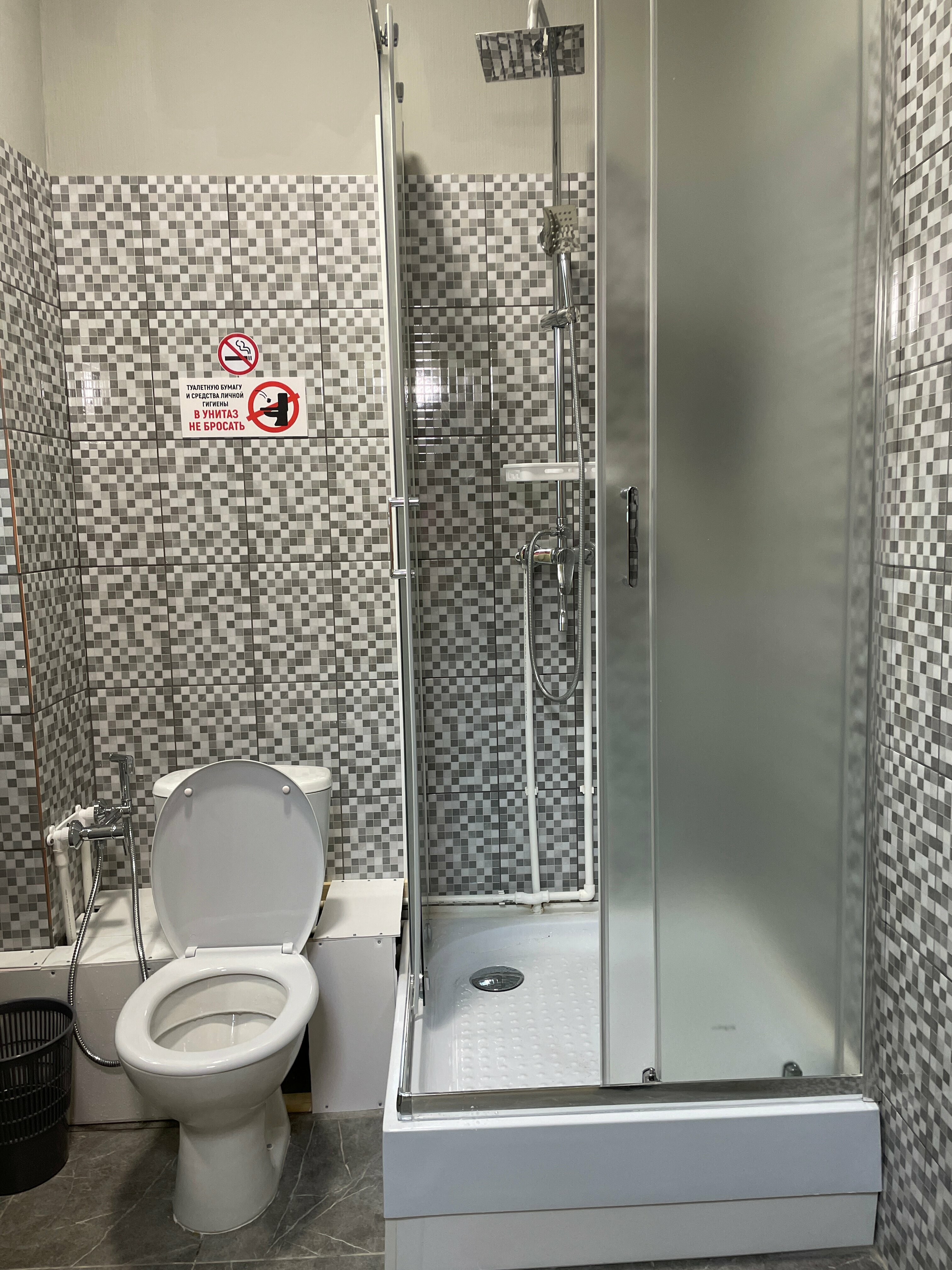 Общий номер для женщин с 6 кроватями