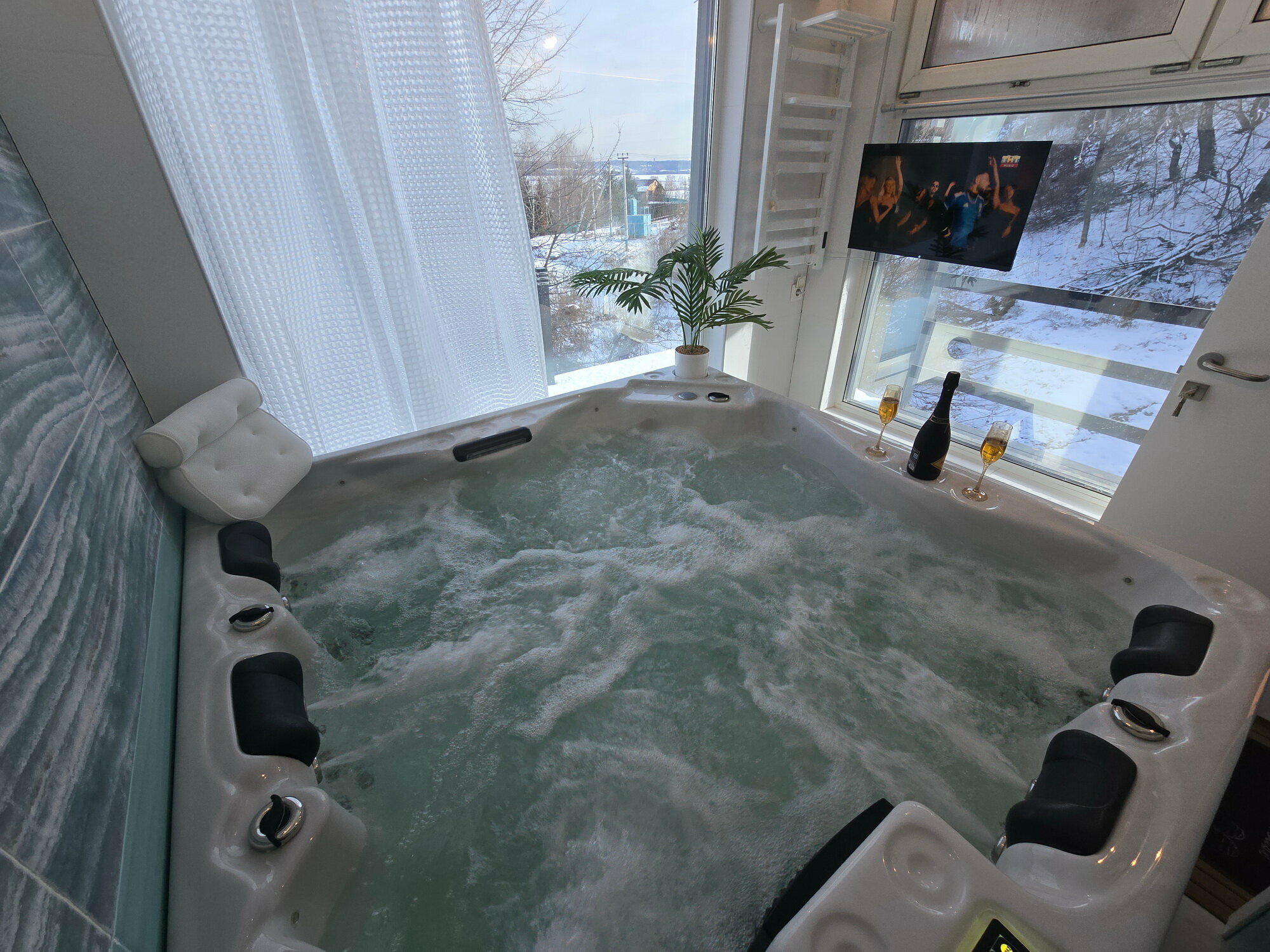 Дом с видом на озеро