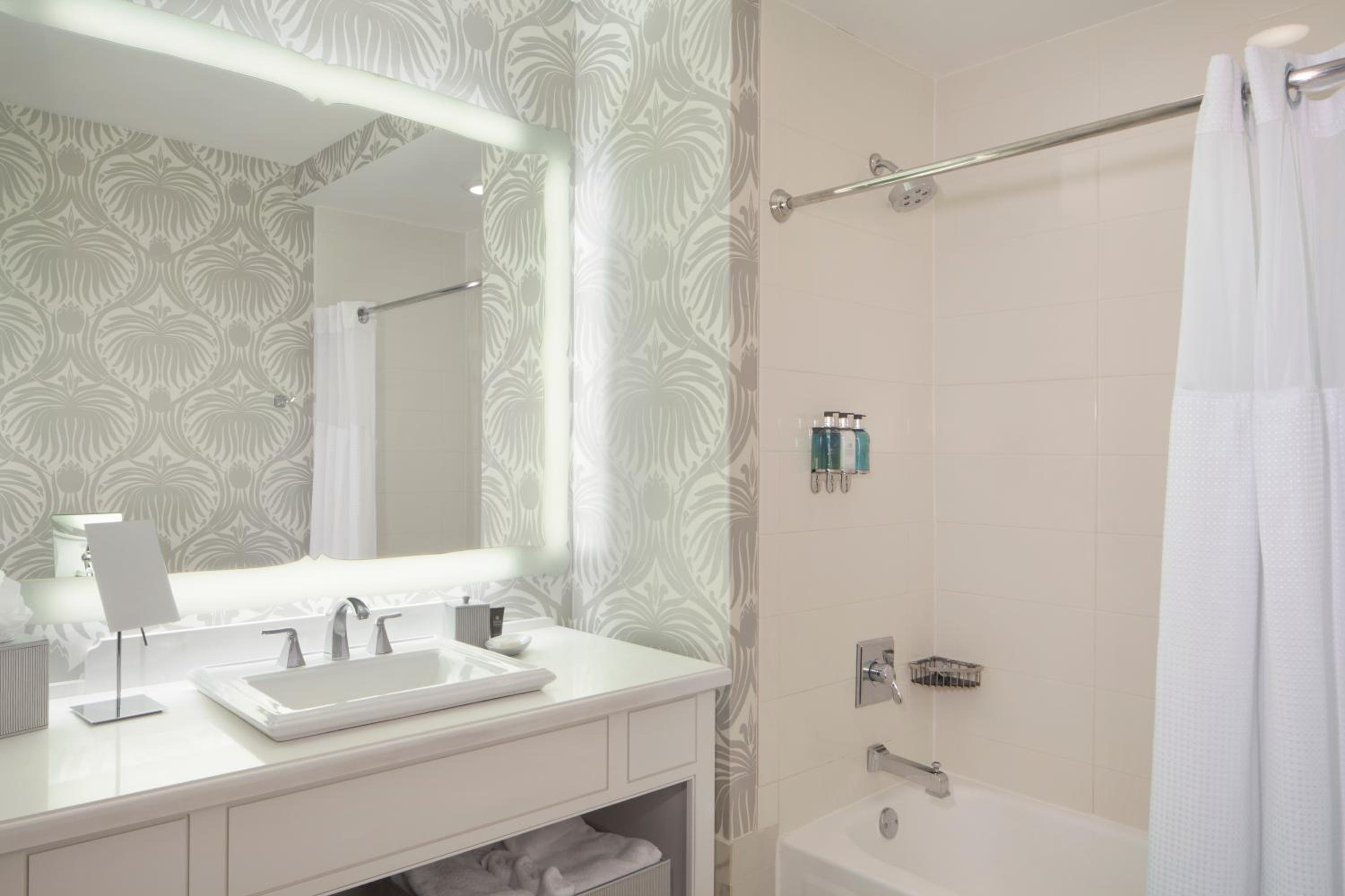 Deluxe Double Room with Two Double Beds