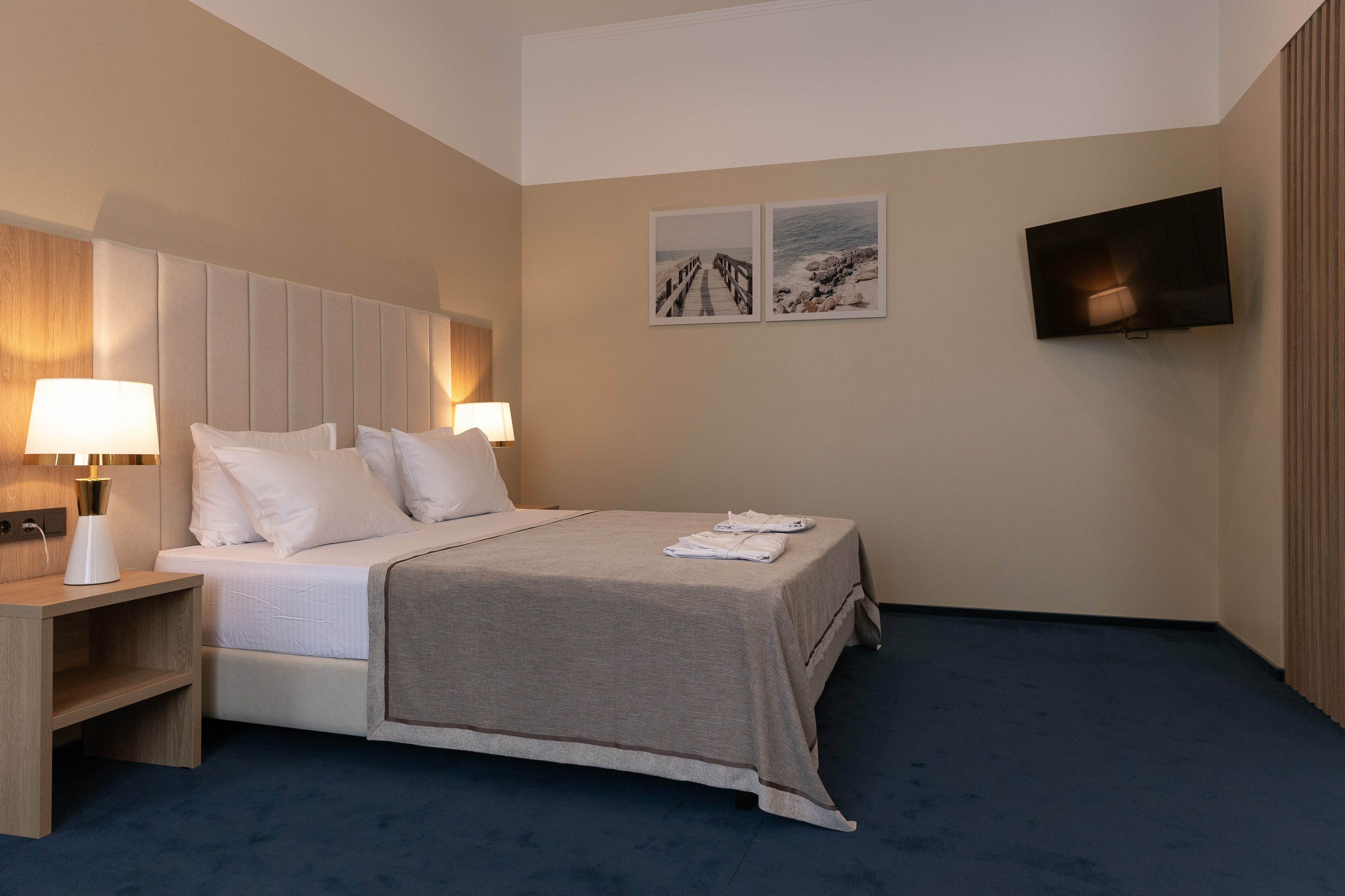 Джуниор сюит с видом на Волгу