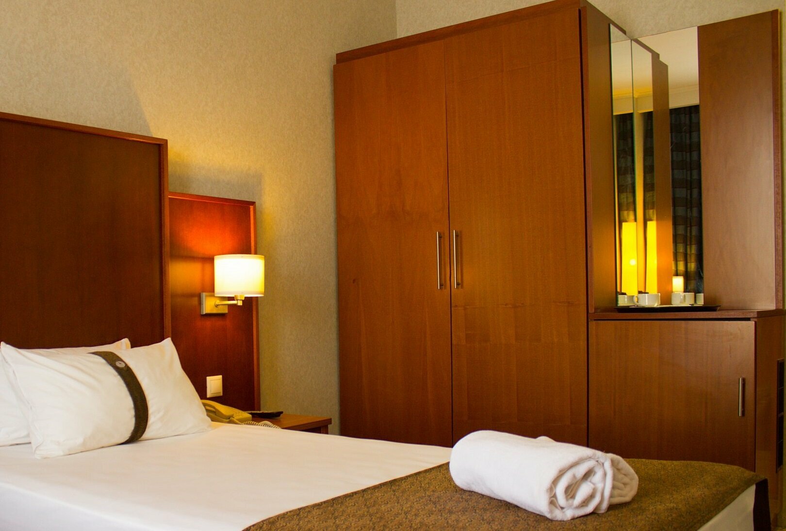 Комфорт с одной большой кроватью