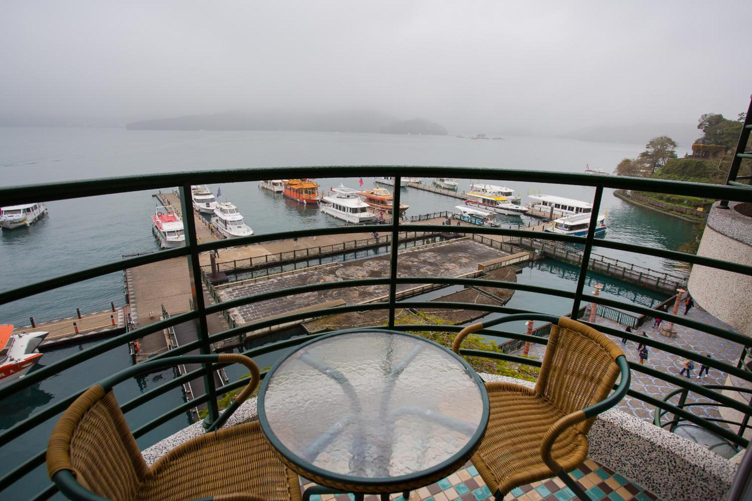 Double Room with Lake View