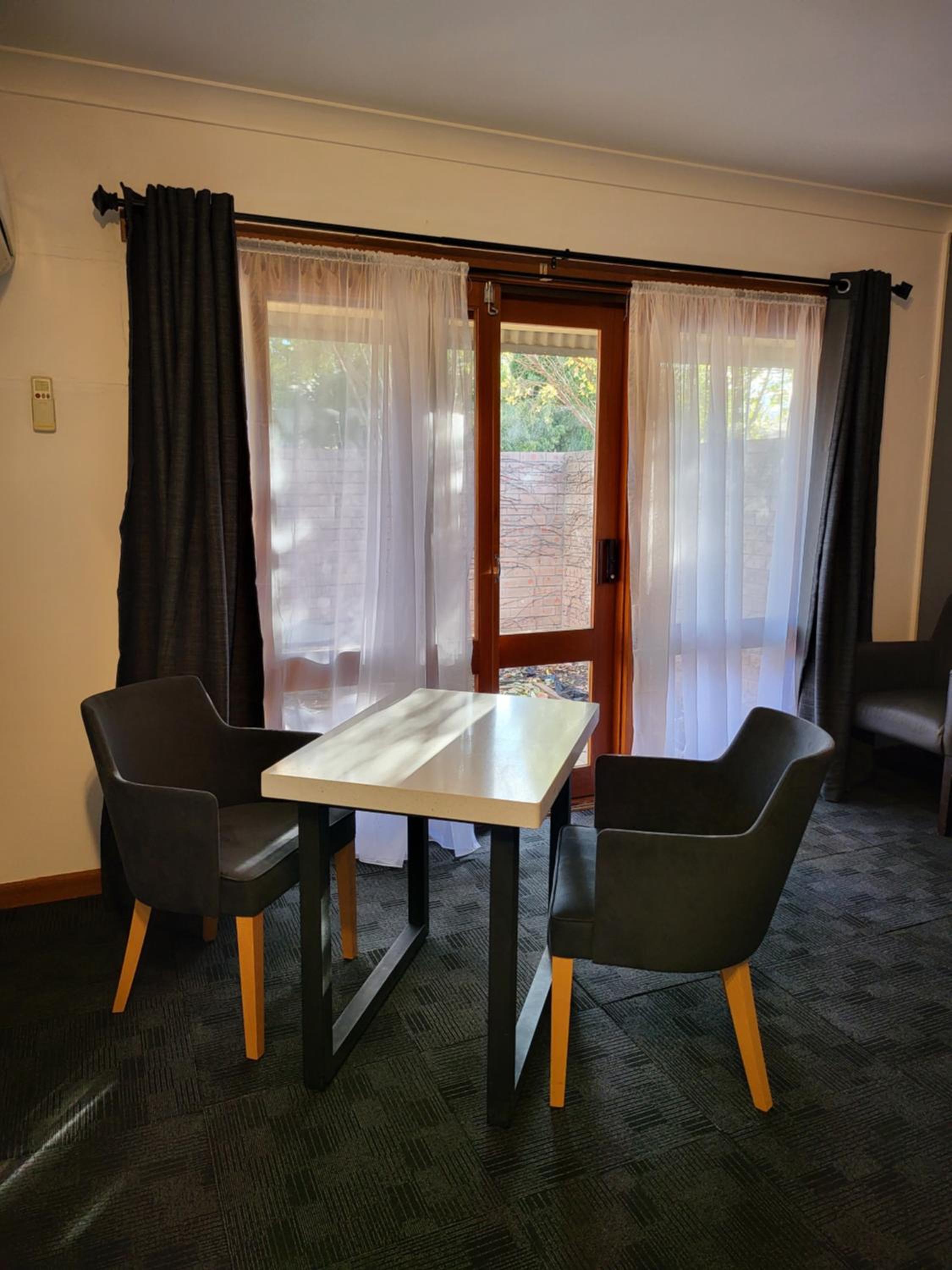 Queen Room with Spa Bath