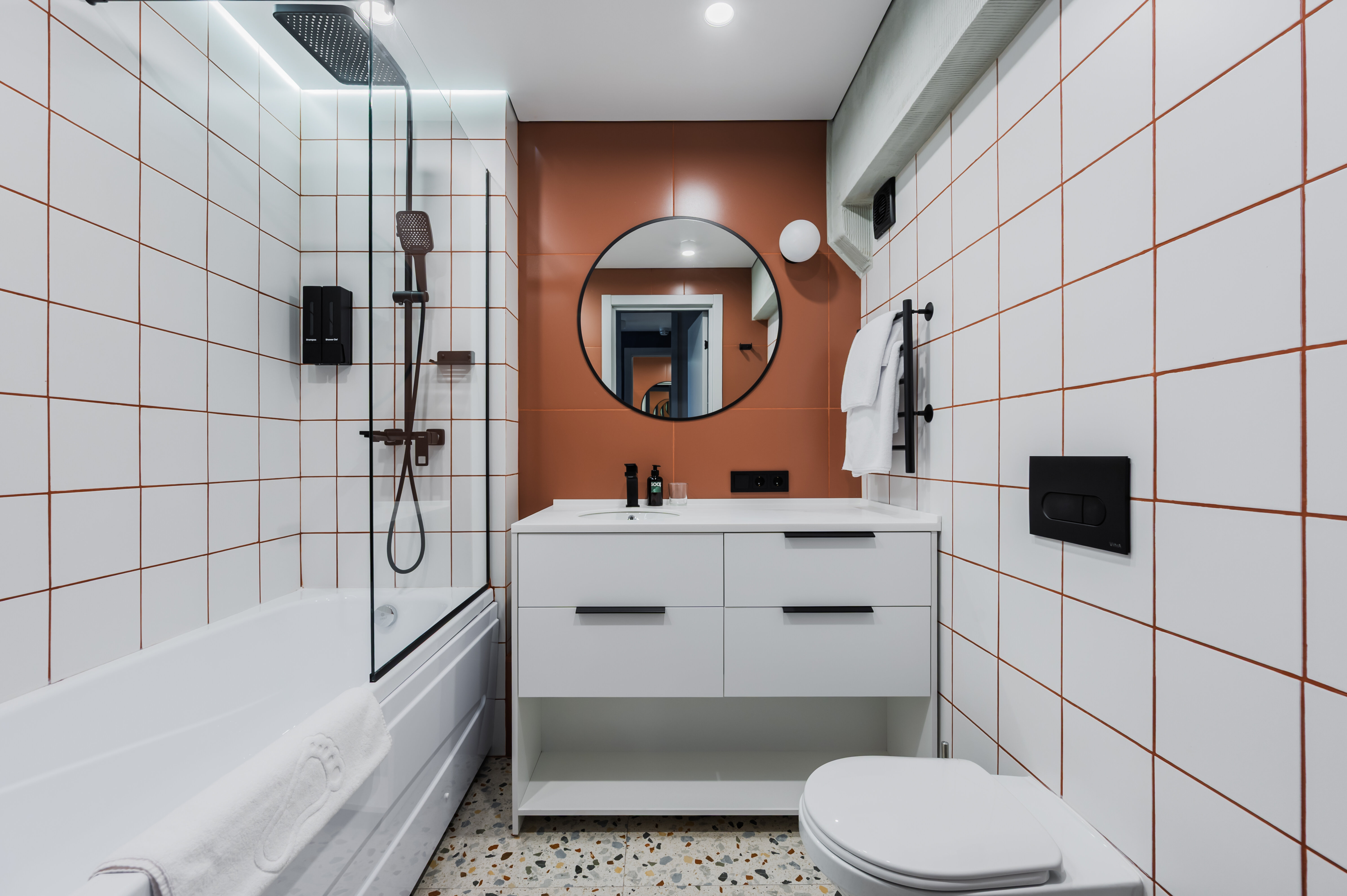 Классик с 1 двуспальной кроватью и ванной