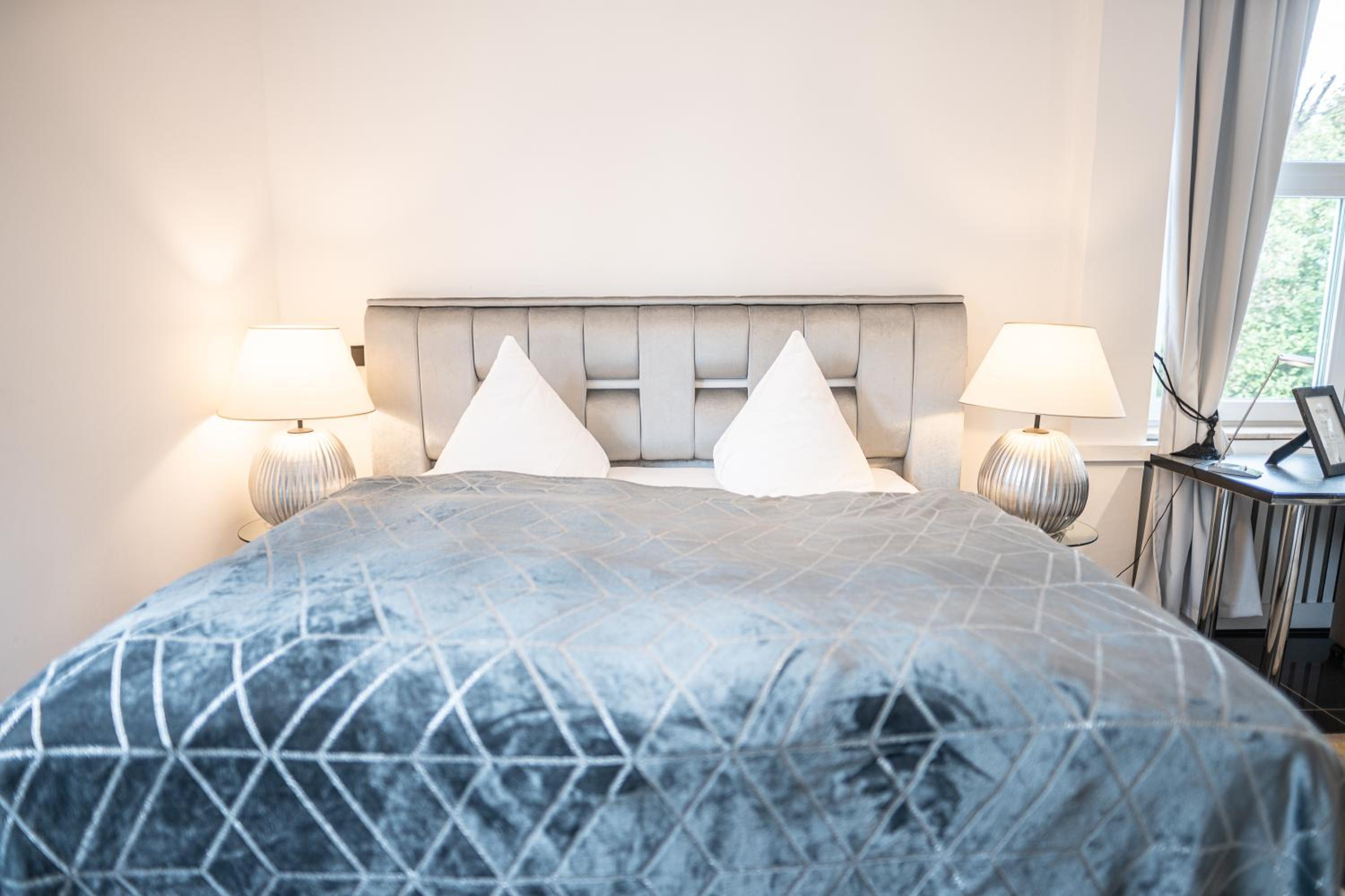 Deluxe Suite with Spa Bath