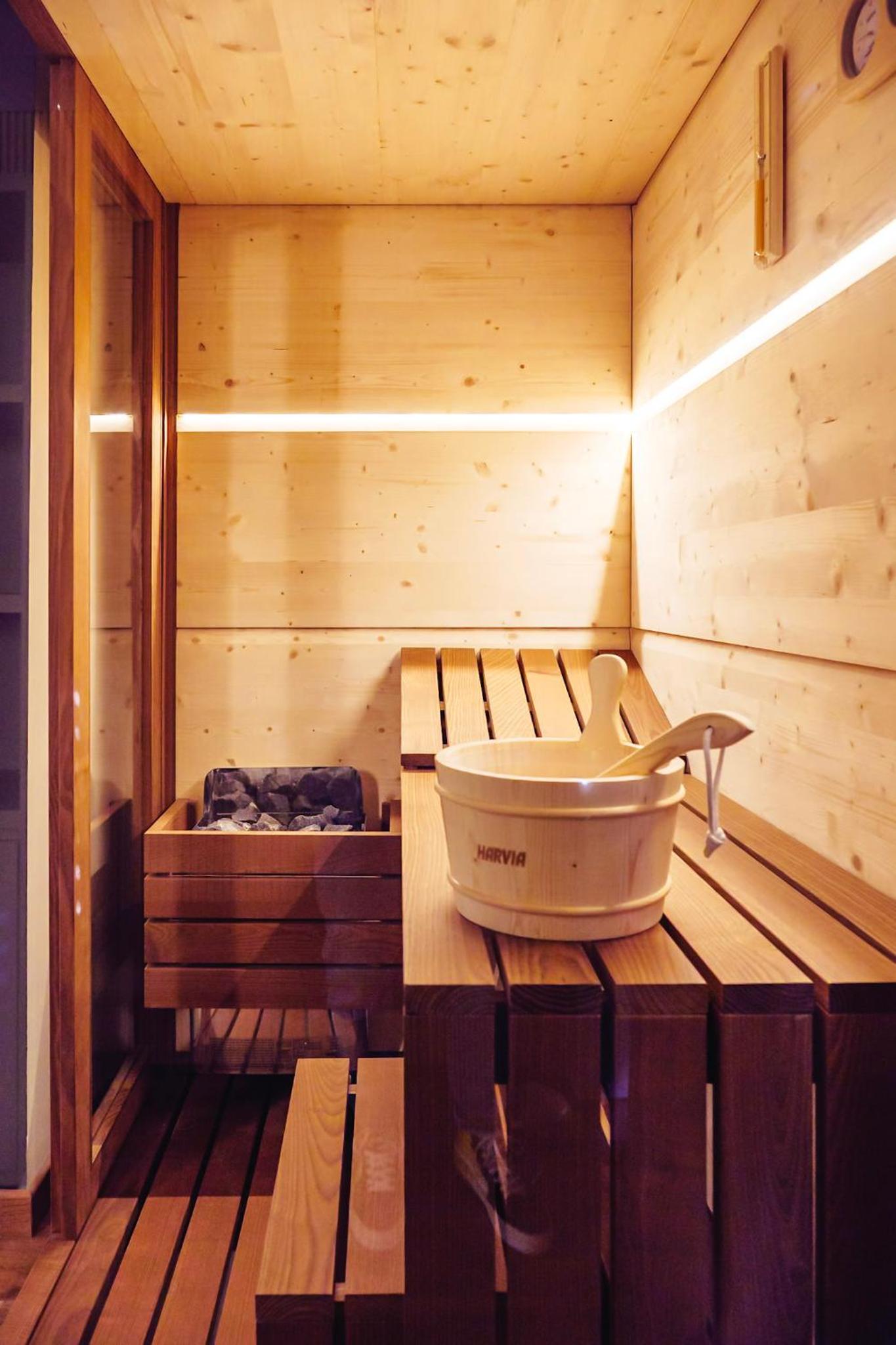 Suite with Sauna