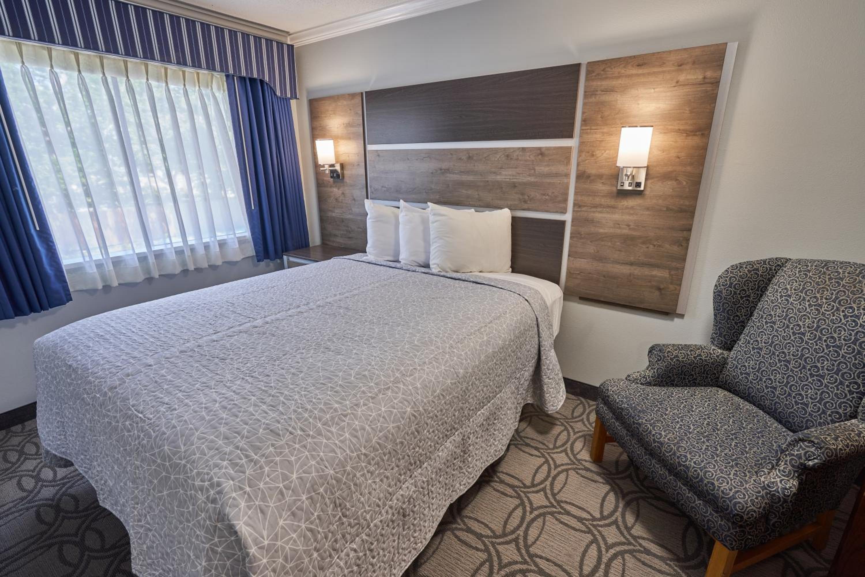 Superior Two Bedroom Suite (Non-Smoking)