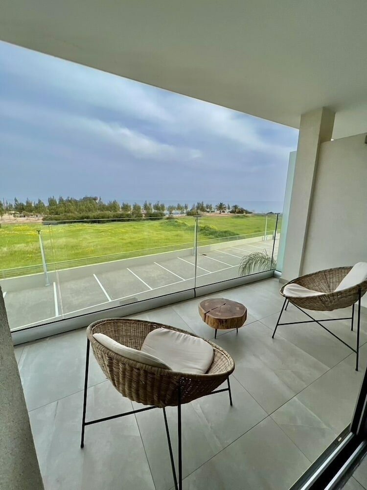 Luxury Suite, 1 Bedroom, Sea View, Poolside