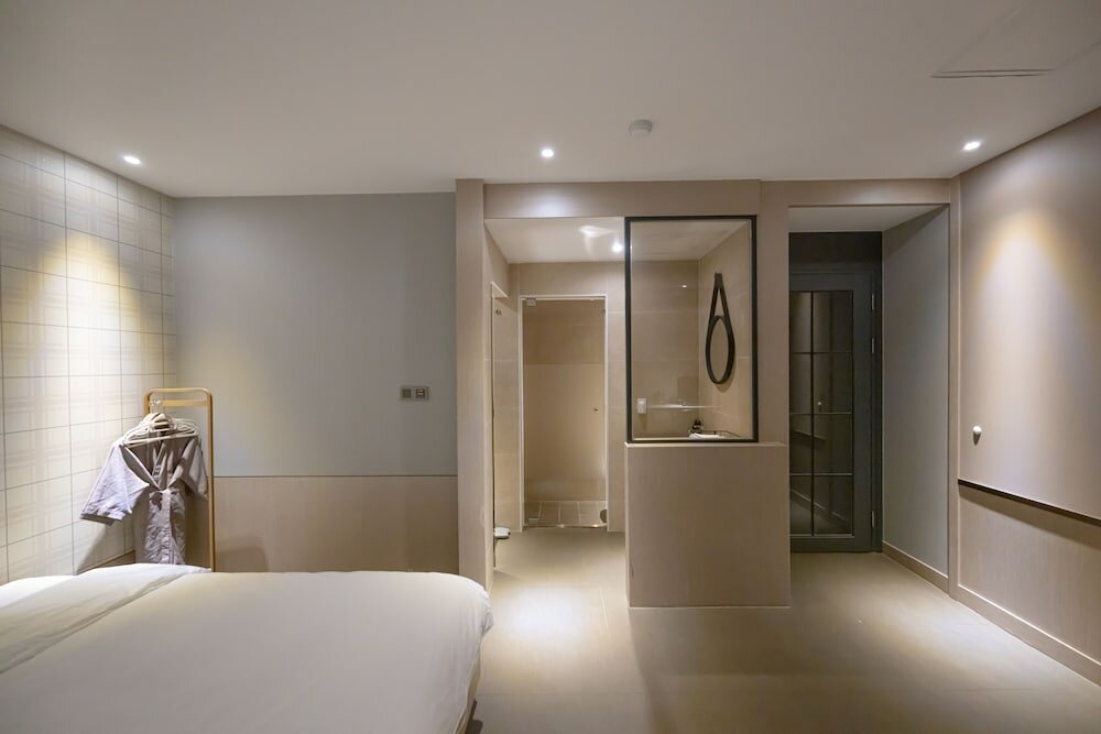 Premier Twin Room