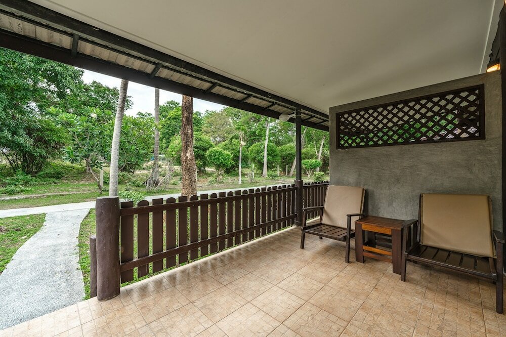 Garden-view Suite with Terrace including roundtrip shuttle boats