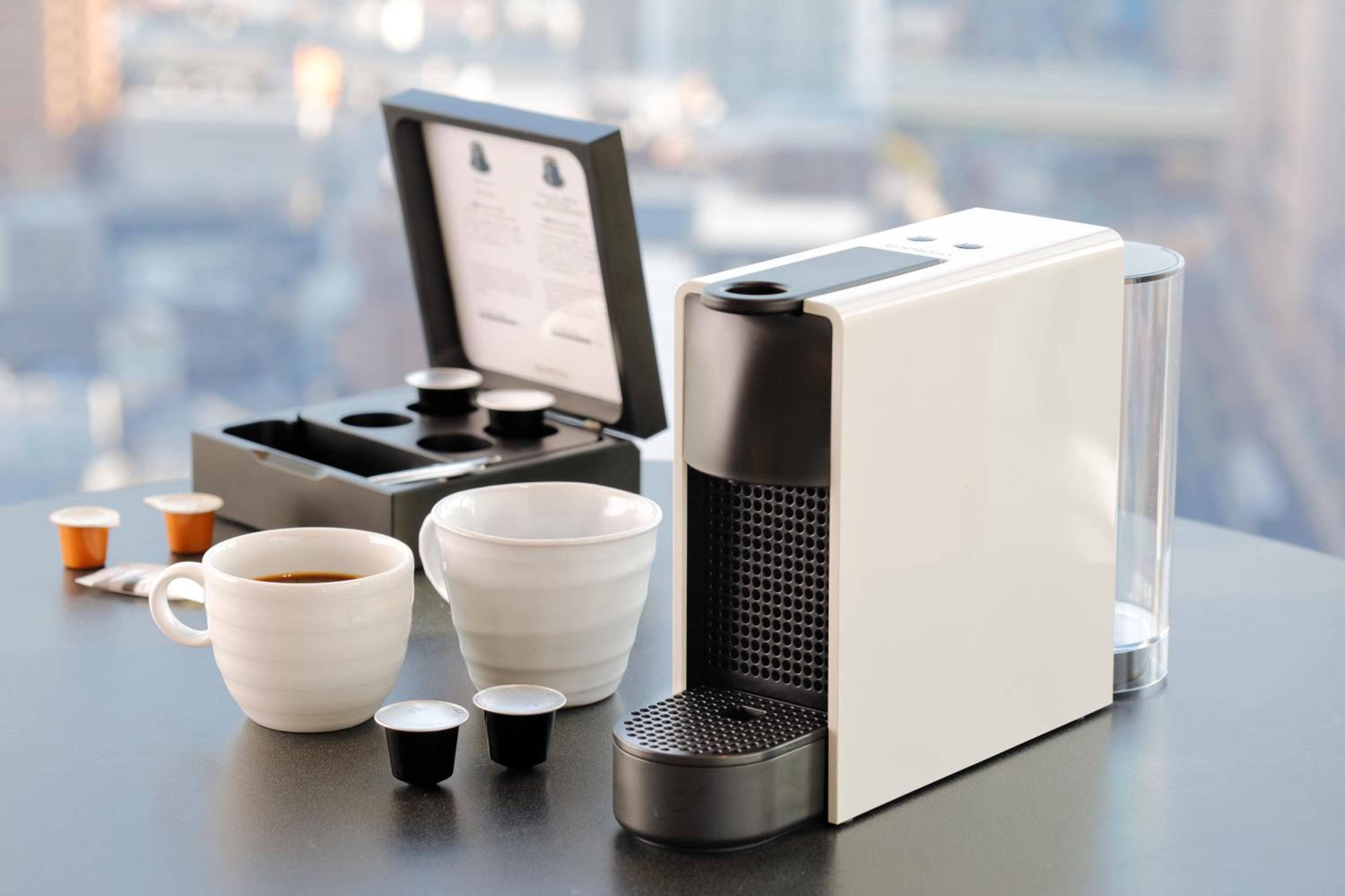 Club Deluxe Twin Room with Club Lounge Access - Non-Smoking