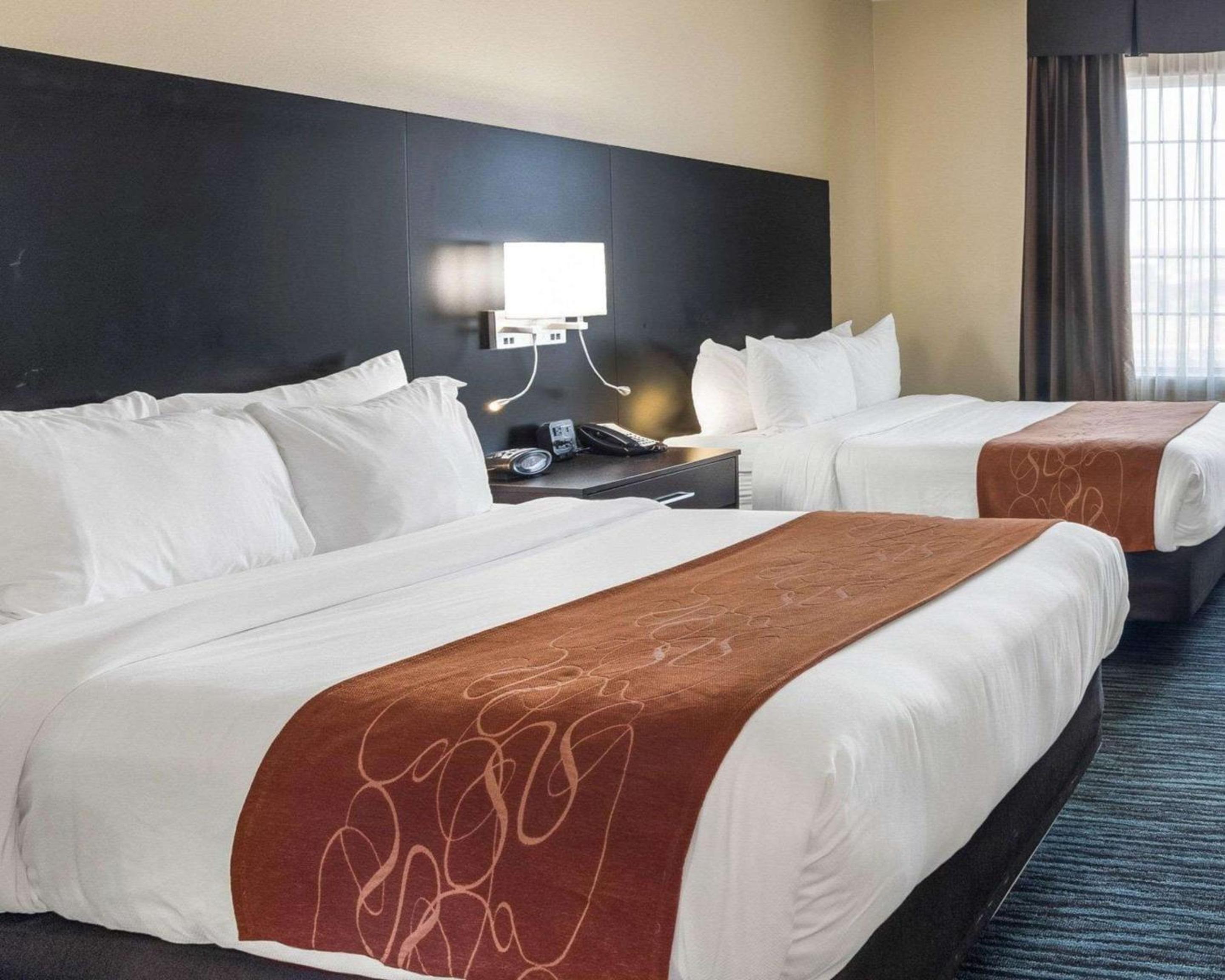 Queen Suite with Two Queen Beds - Non-Smoking