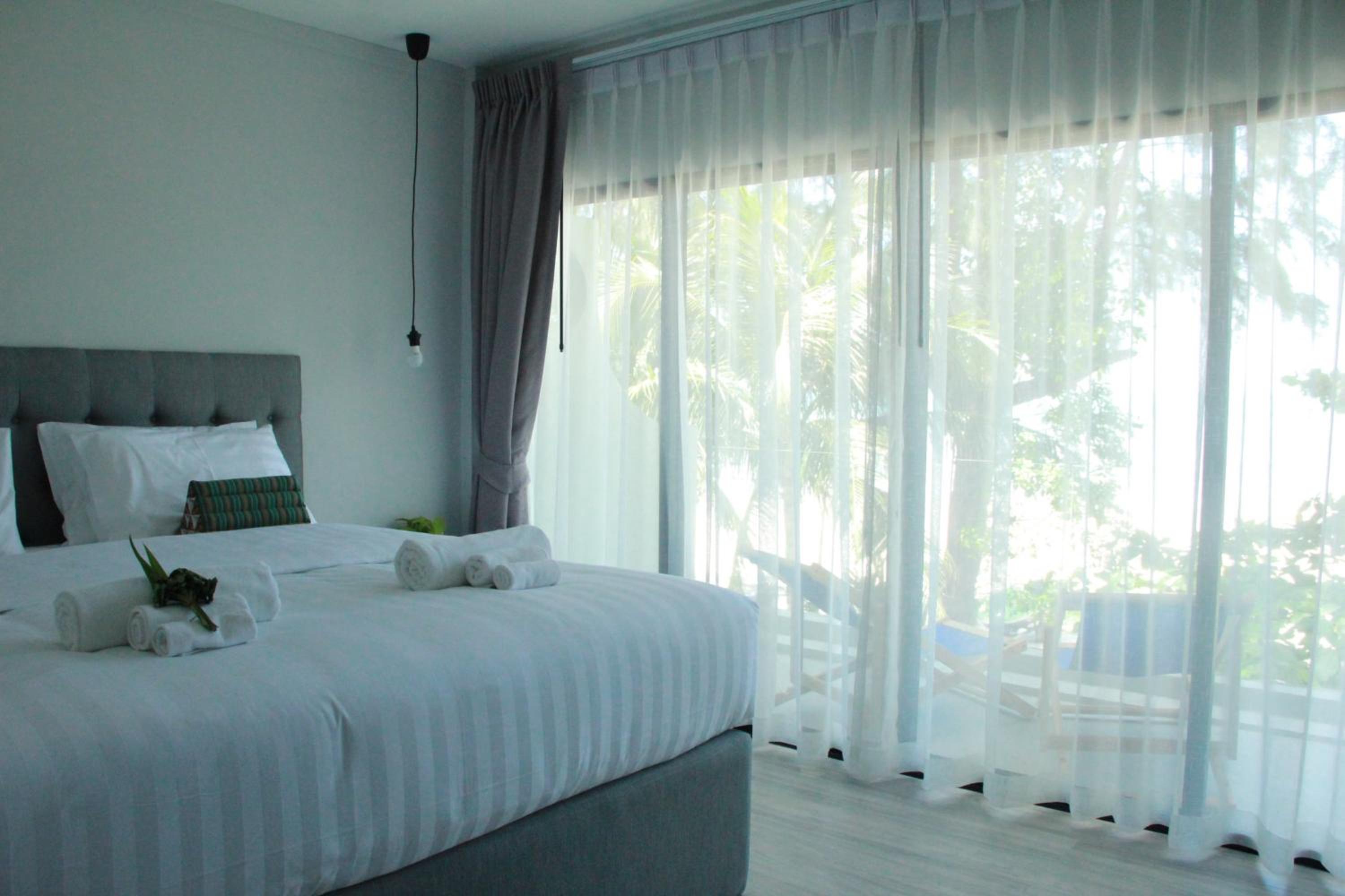 Superior Double or Twin Room with Sea View