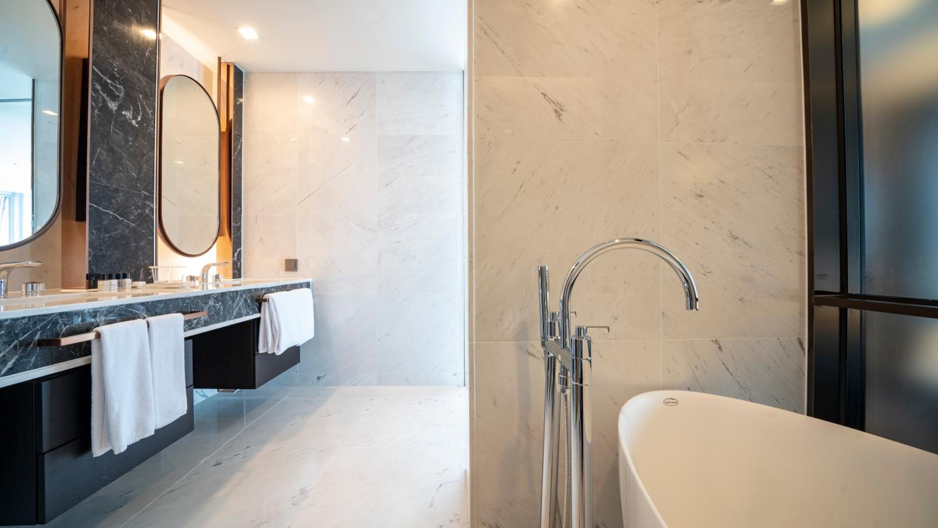 Suite with Partial Ocean View