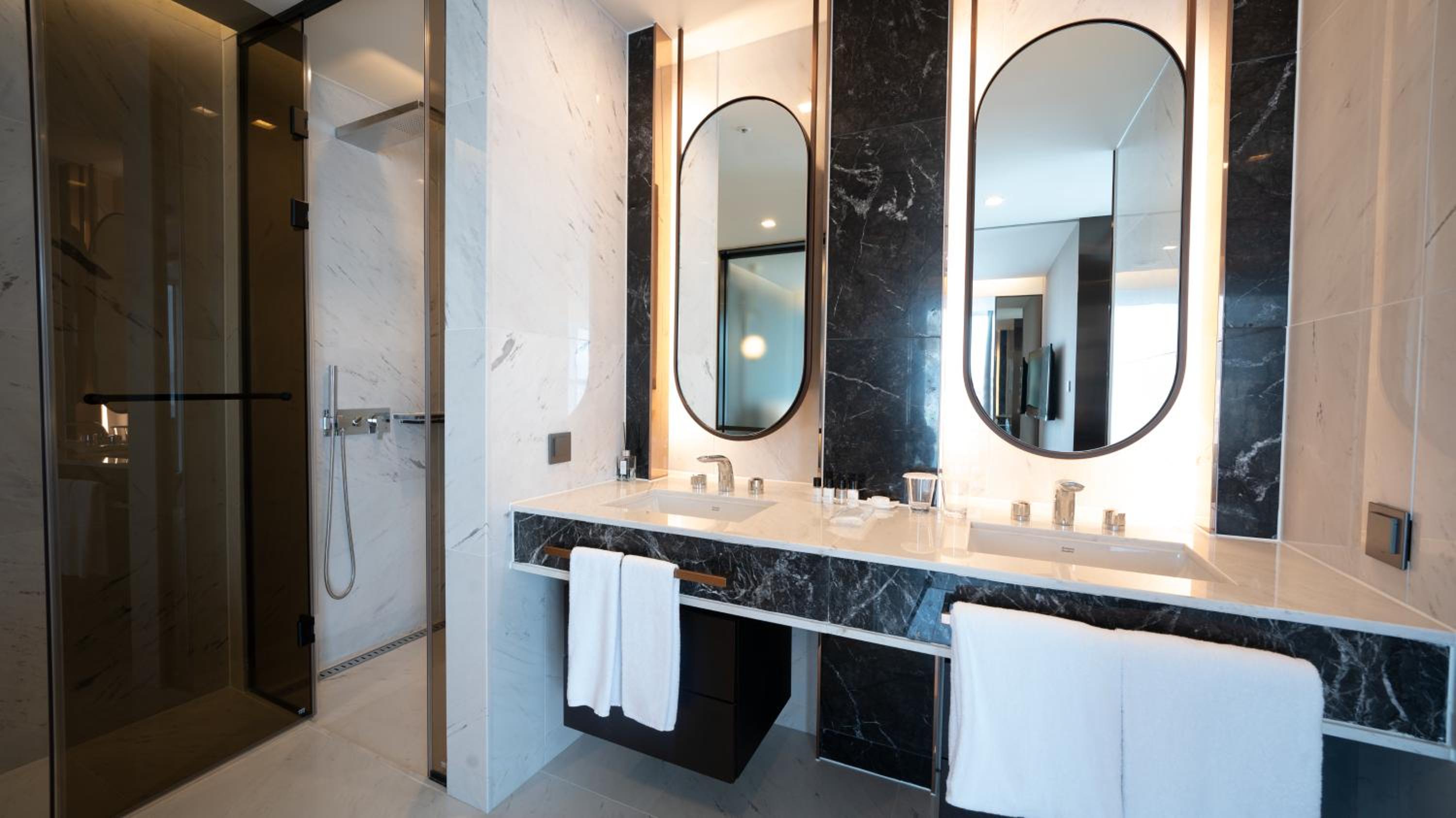 Suite with Partial Ocean View