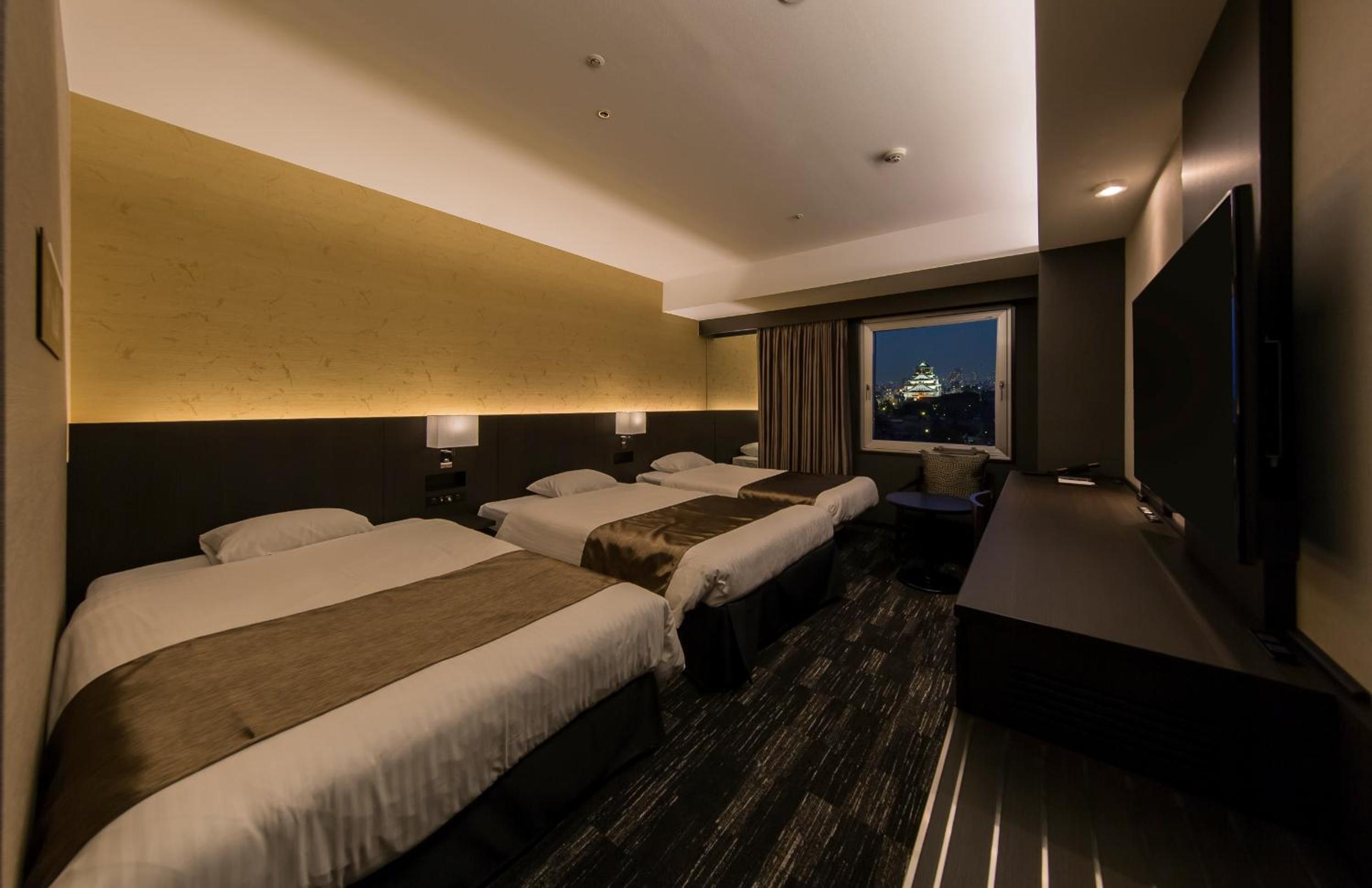 Twin Room With Extra Bed And Castle View - Non-Smoking