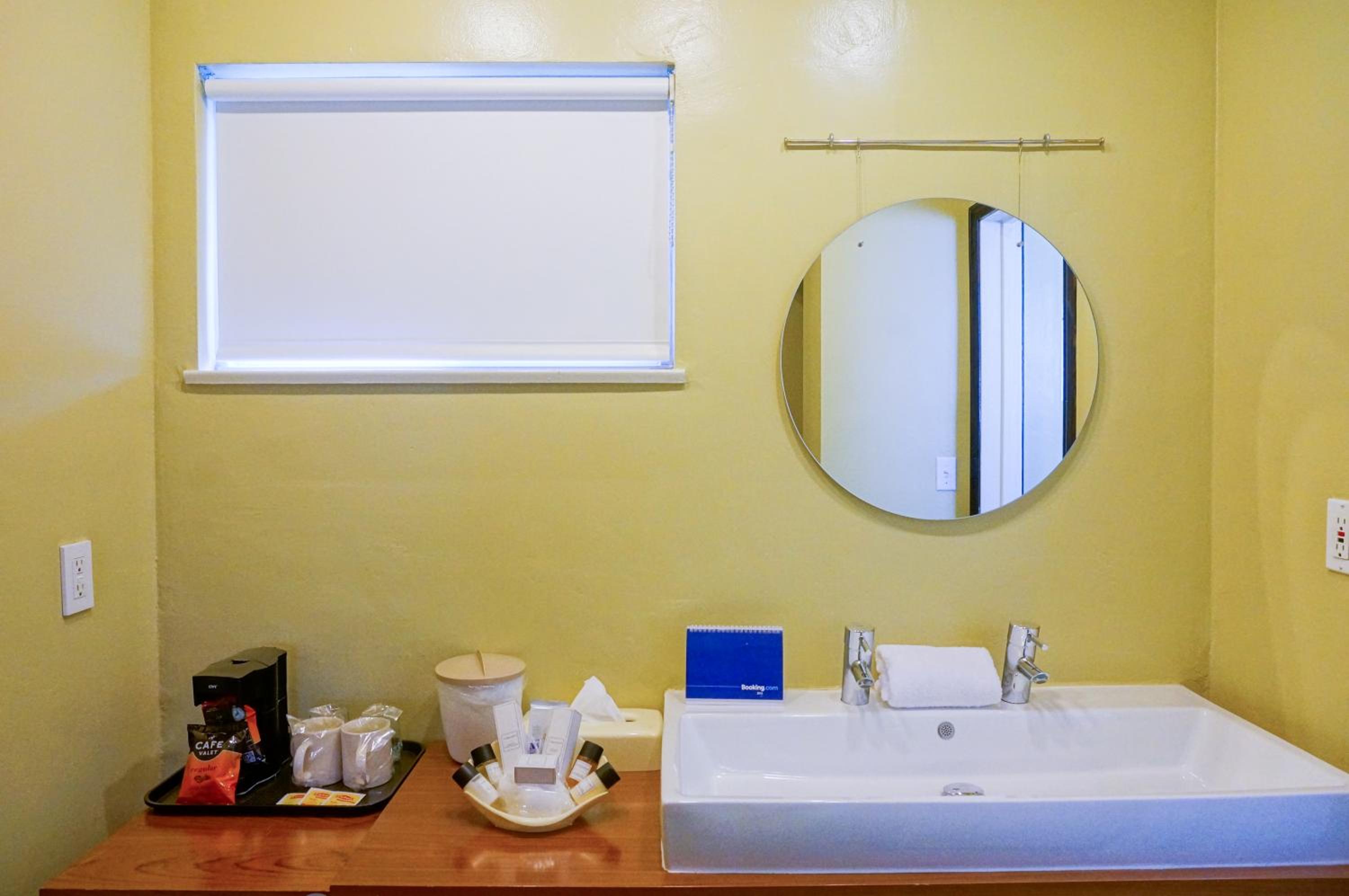 Superior Queen Room with Two Queen Beds