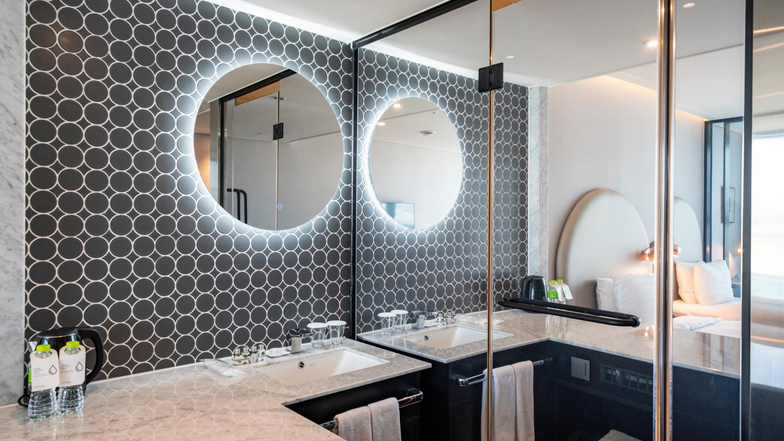 Standard Double Room with Ocean View