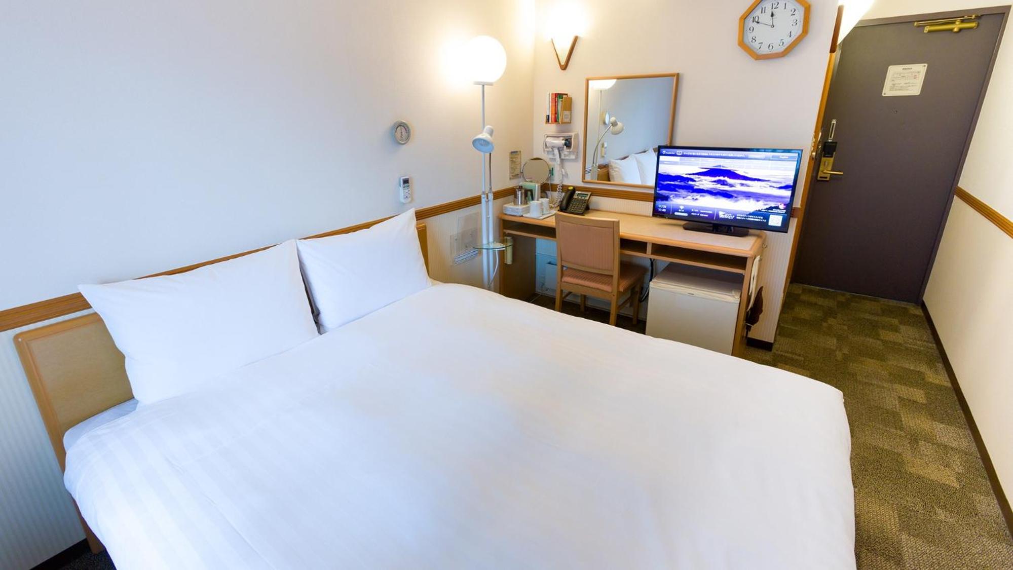 Queen Room - Non-Smoking