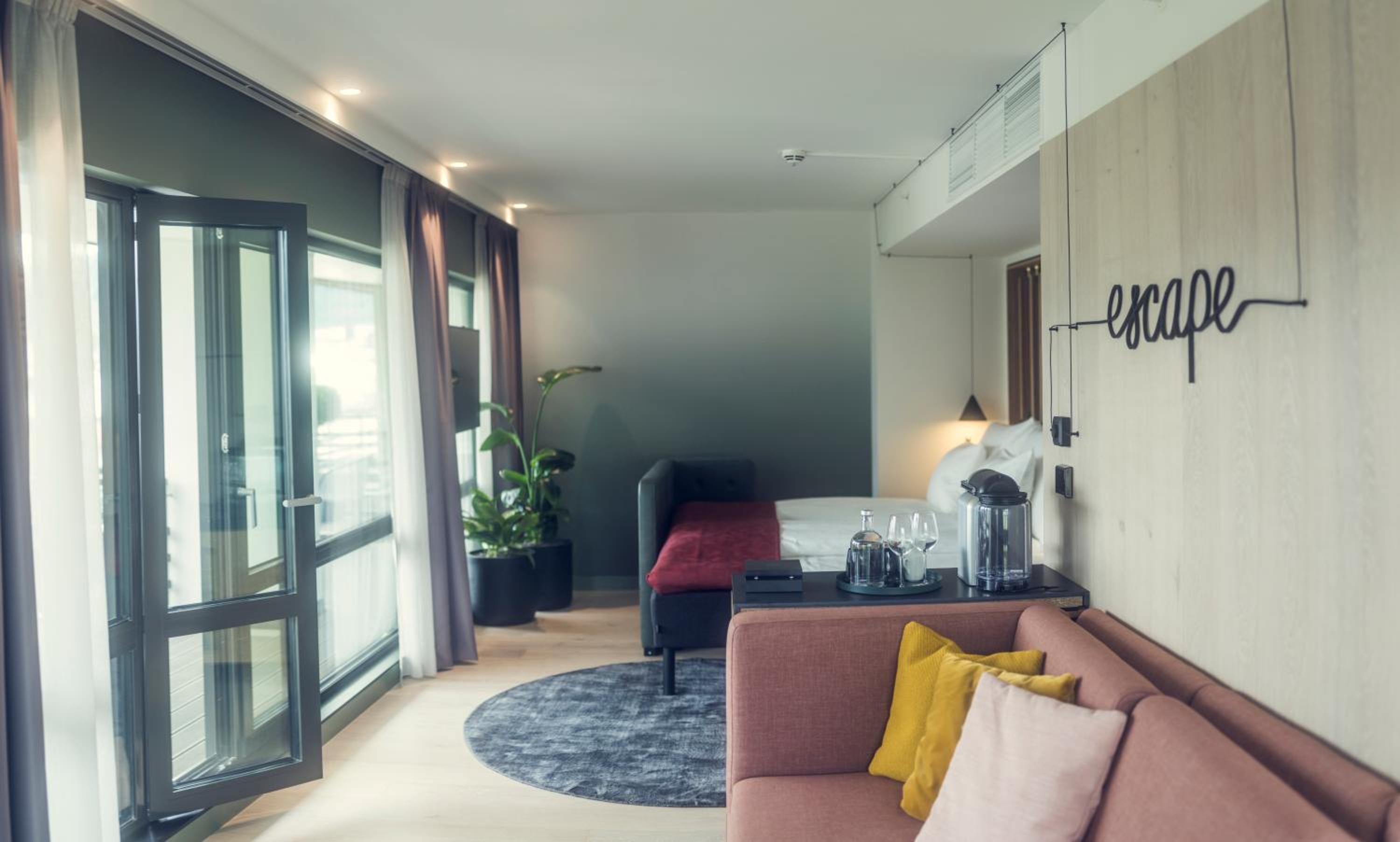 Norway Suite with Sauna and Jacuzzi