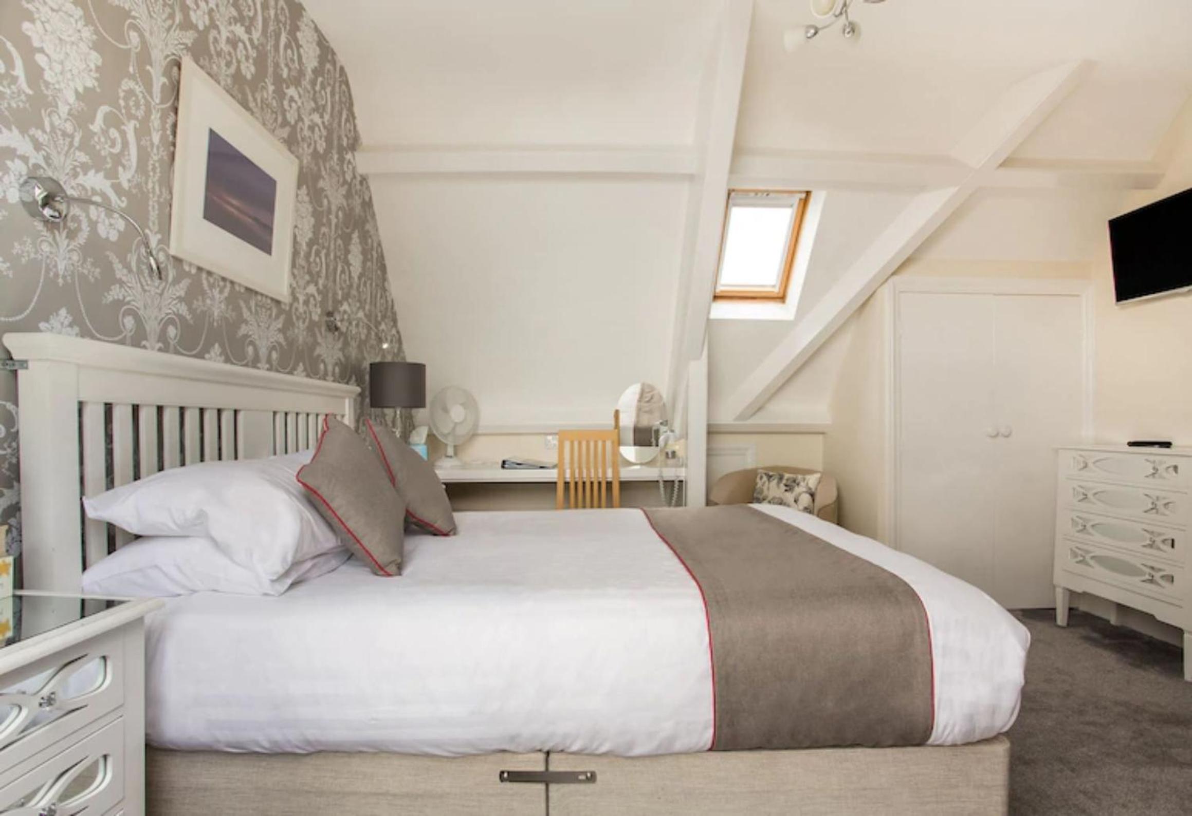 Deluxe Double Room with Sea View