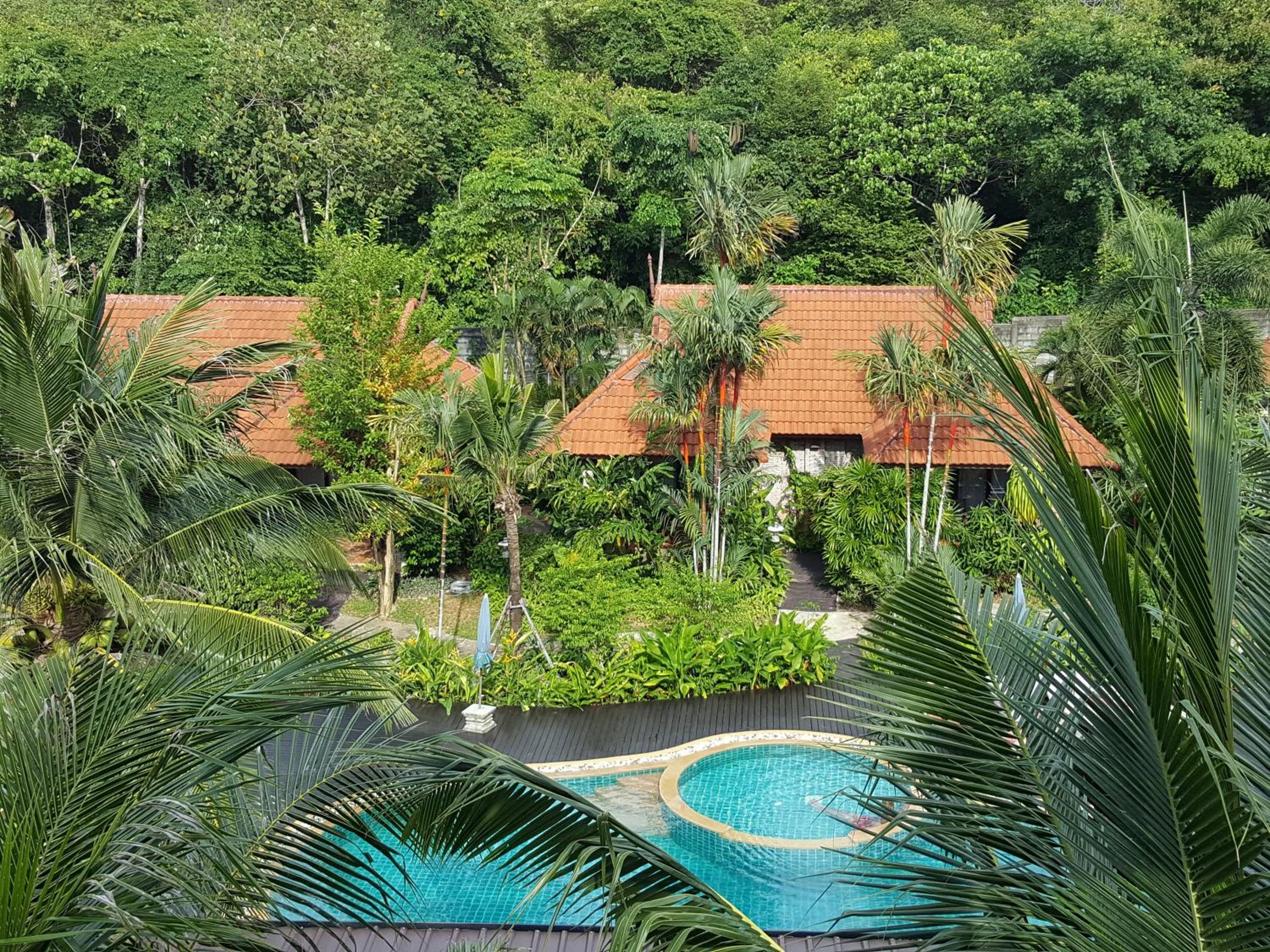 Deluxe Double Room with Pool Side