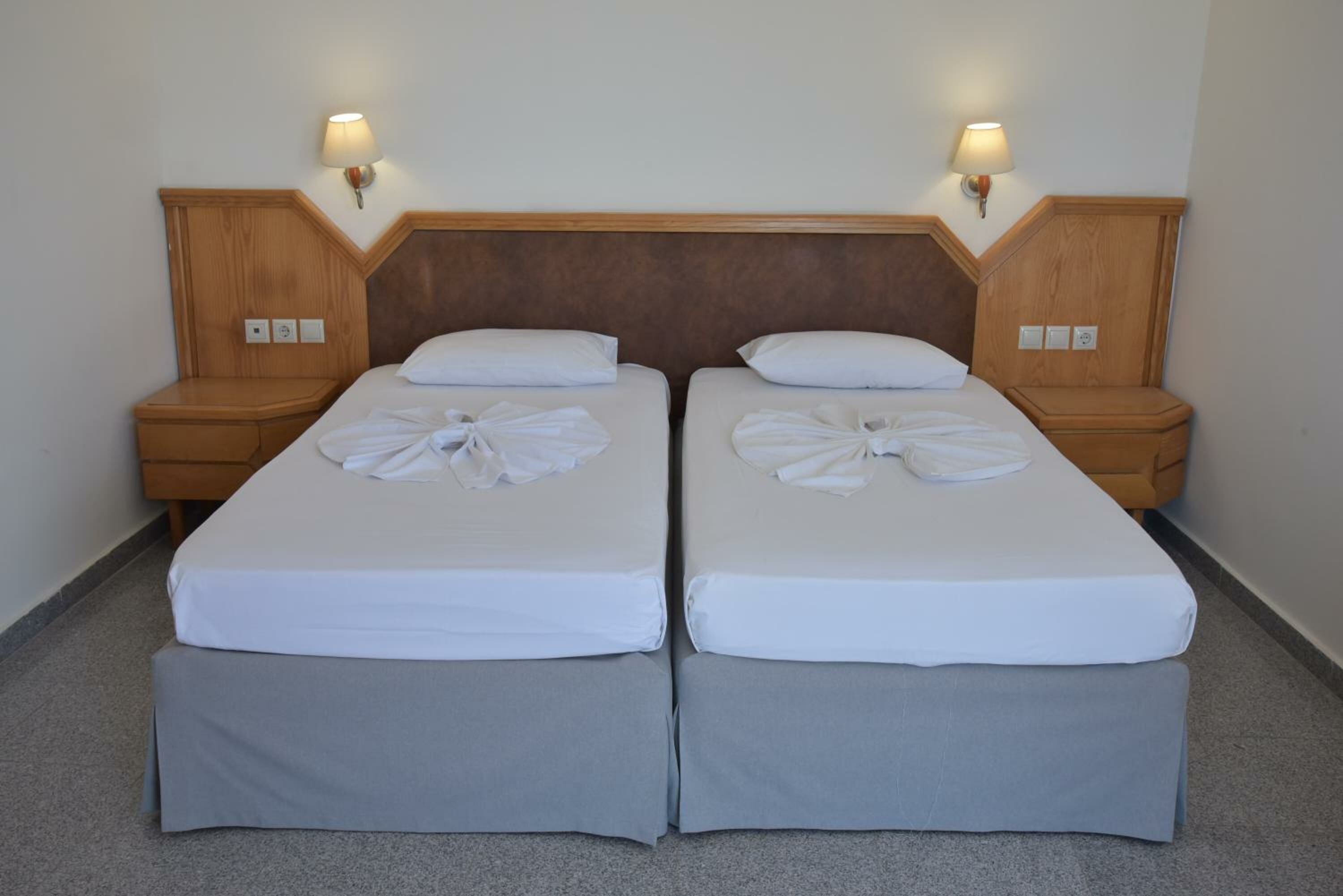Penthouse Suite with Sea View (2 Adults)