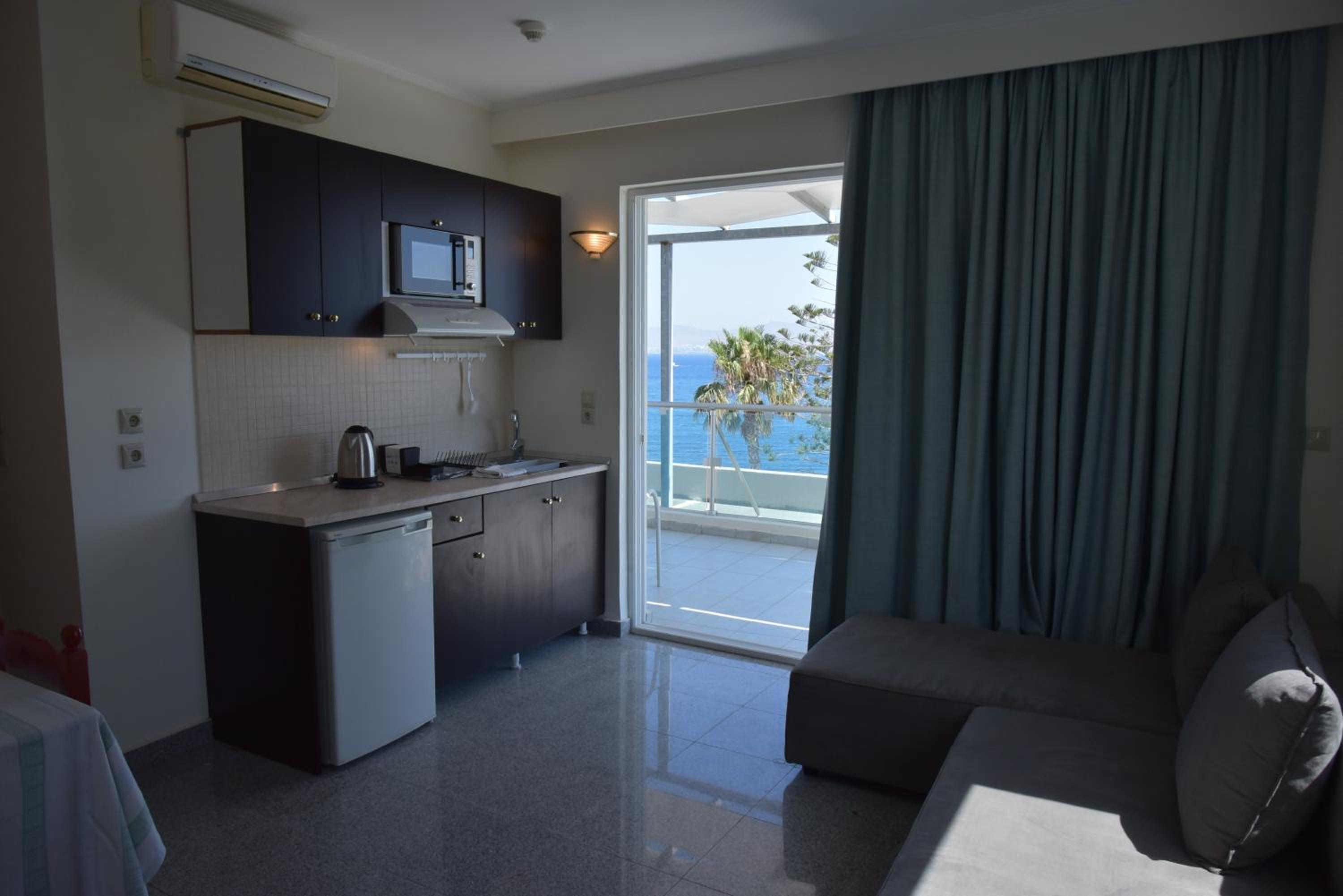 Penthouse Suite with Sea View (2 Adults)
