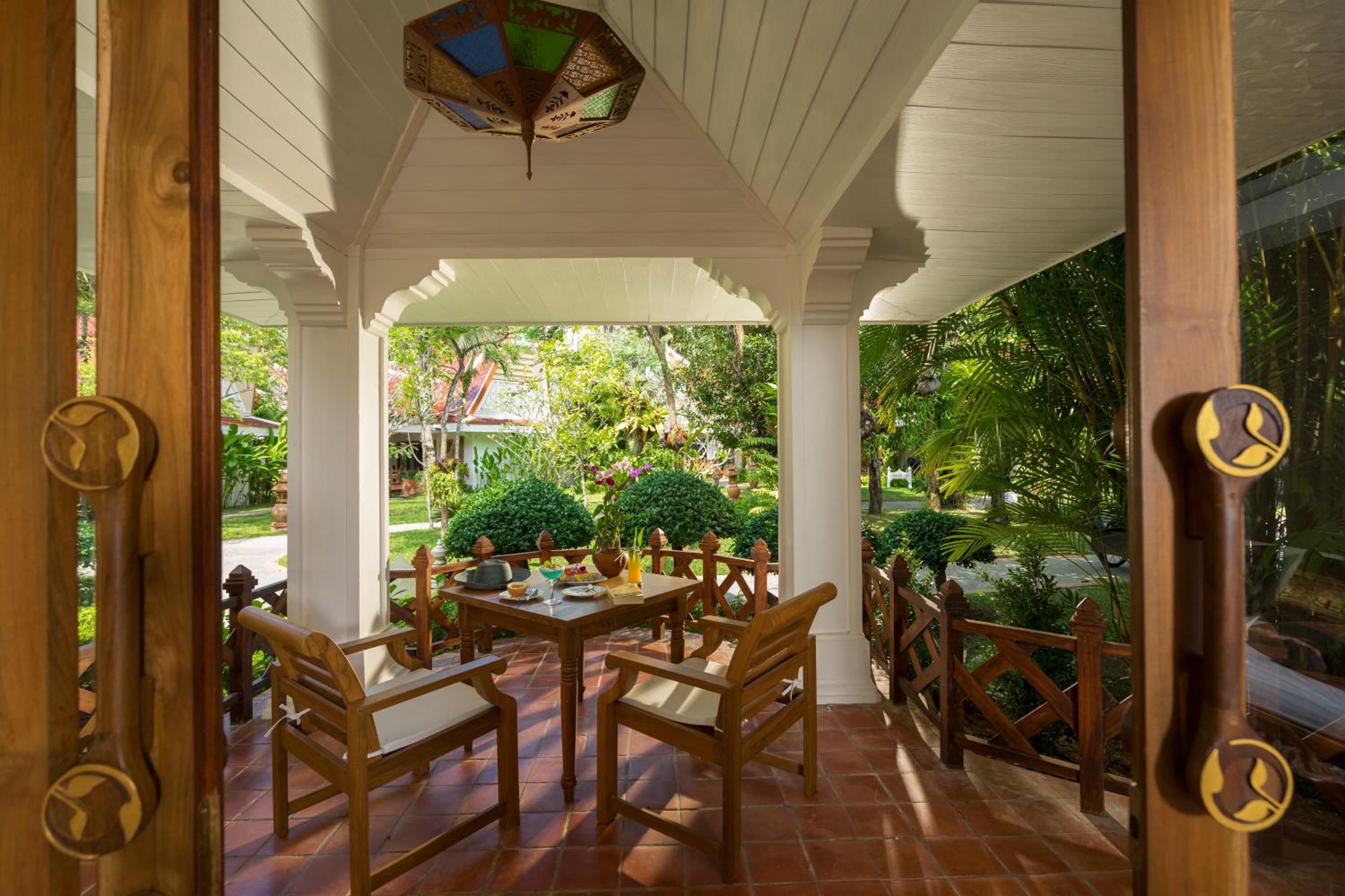 Garden Villa - Free Dinner Set for 2 People 