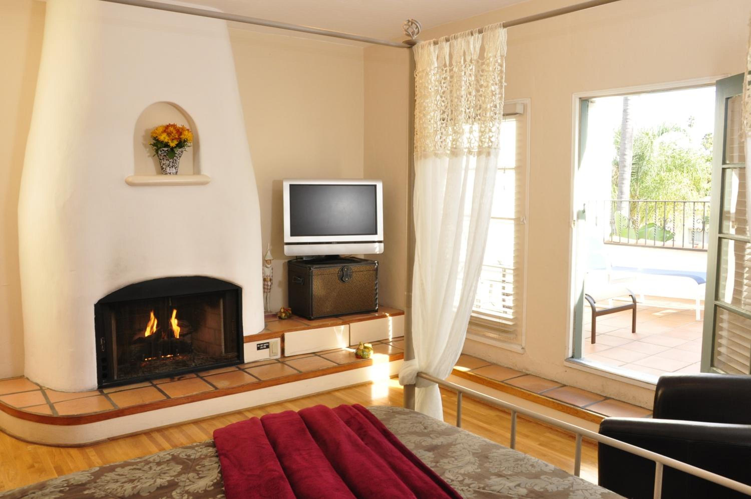 Queen Room with Balcony