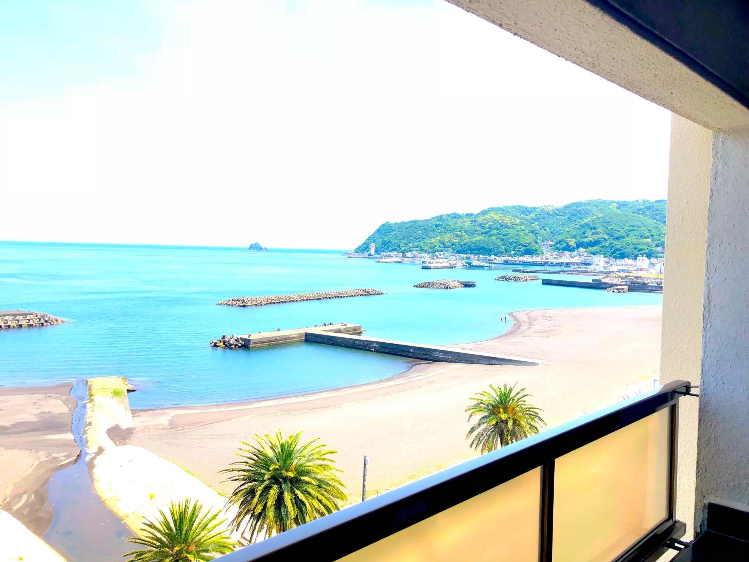 Japanese-Style Room Ocean side High Floor with Open Air Bath - Non-Smoking