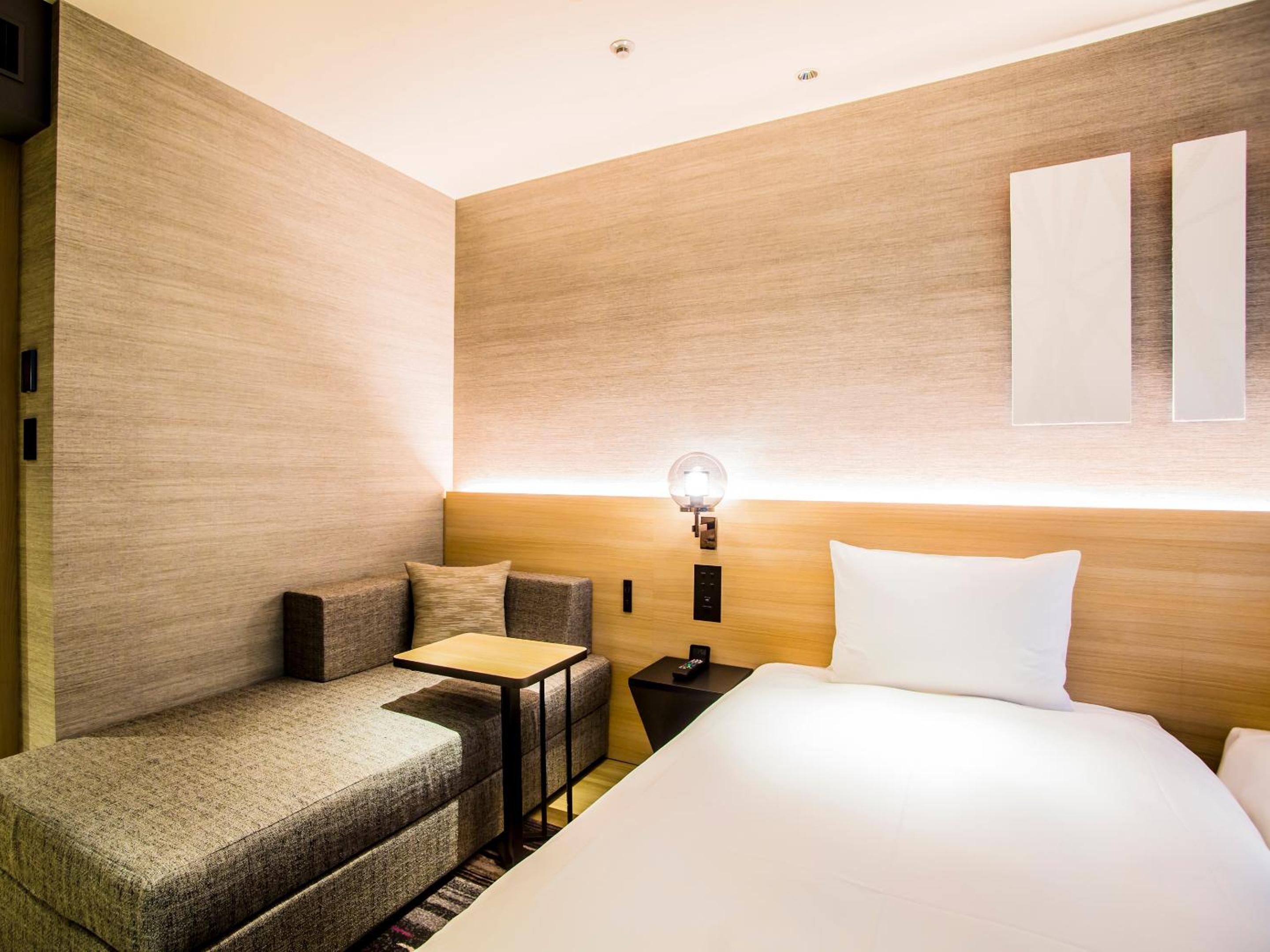 Deluxe Twin Room with Bathtub 