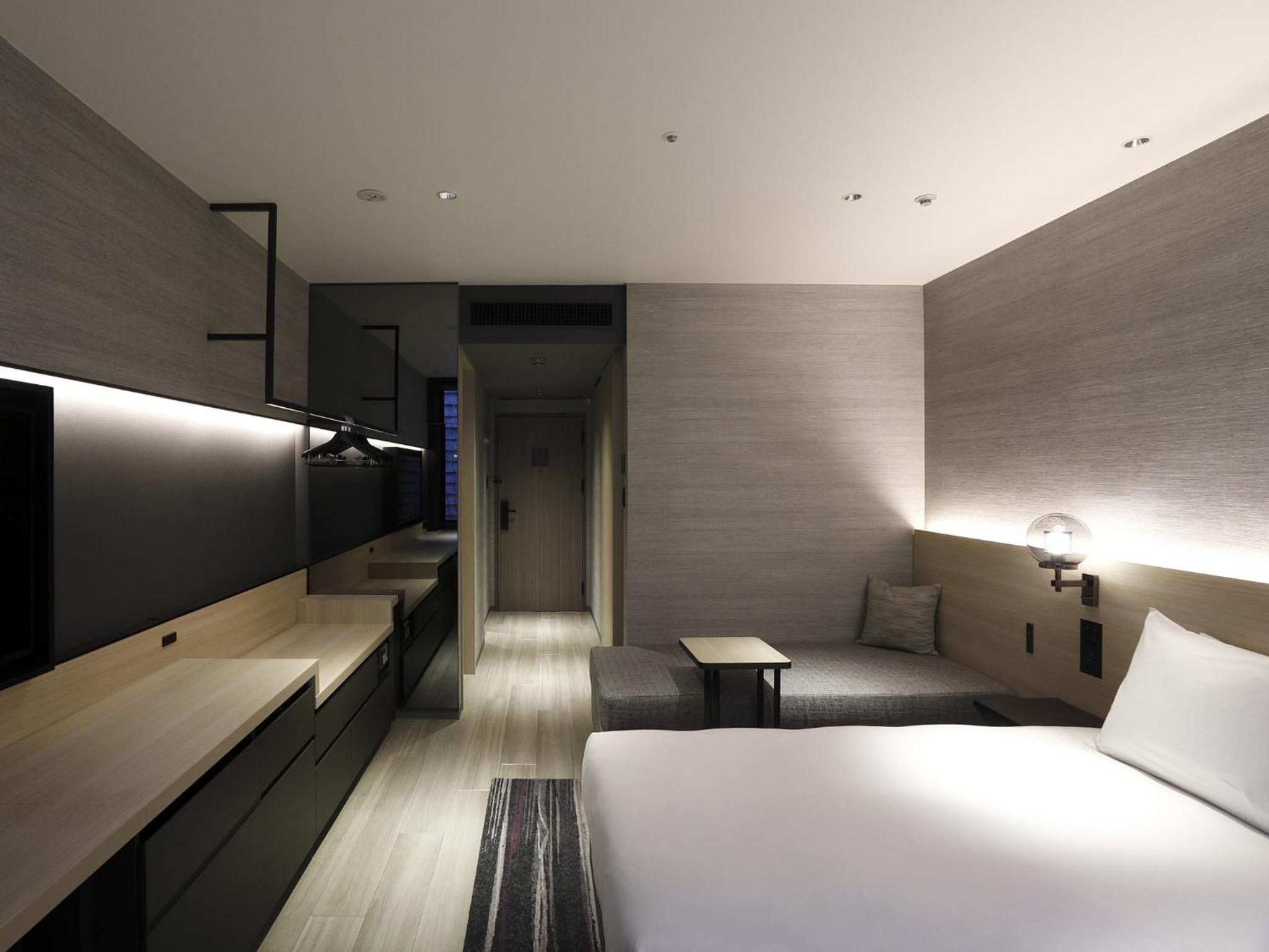 Deluxe Twin Room with Bathtub 