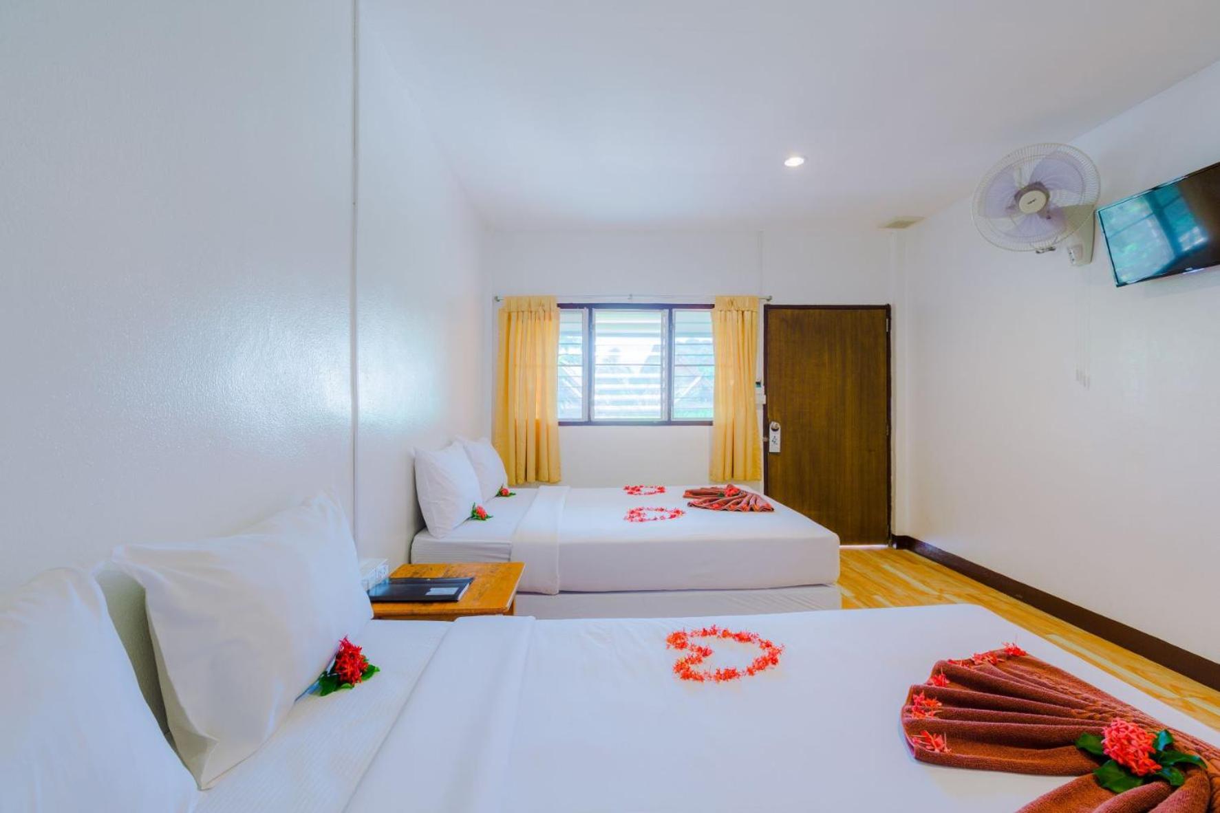 Standard Queen Room with Two Queen Beds