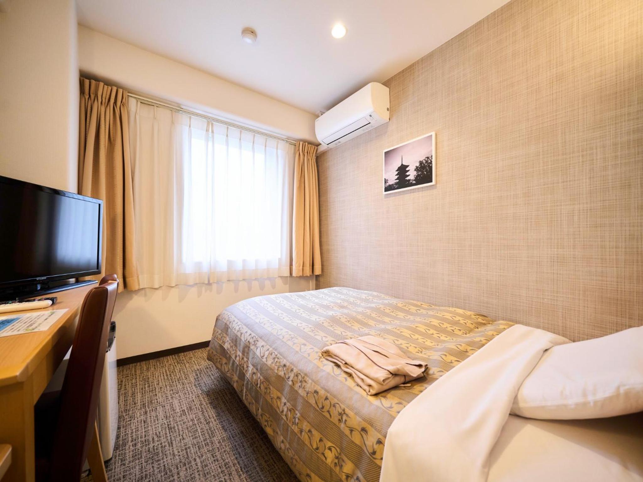 Single Room - Main Building