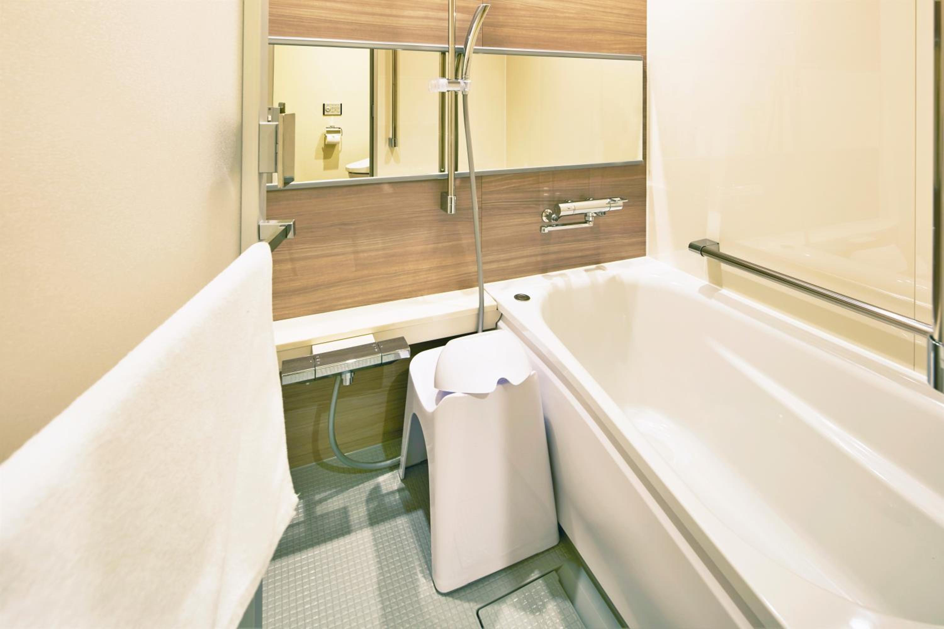 Deluxe Hollywood Twin Room - Non-Smoking