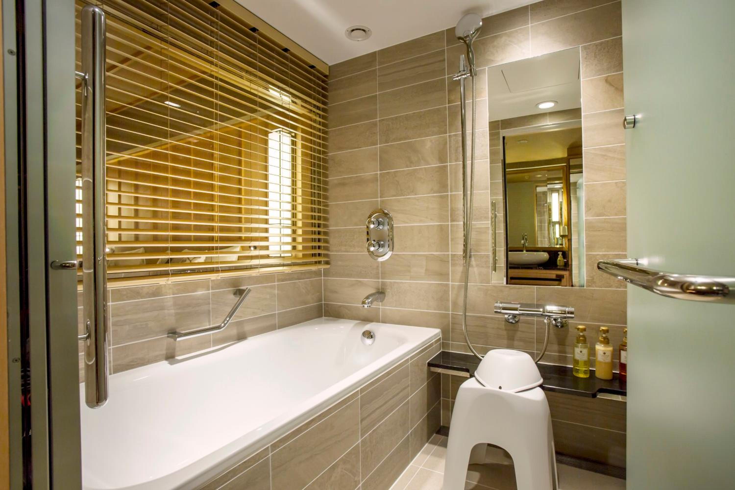 Premium Twin Room -Non-Smoking