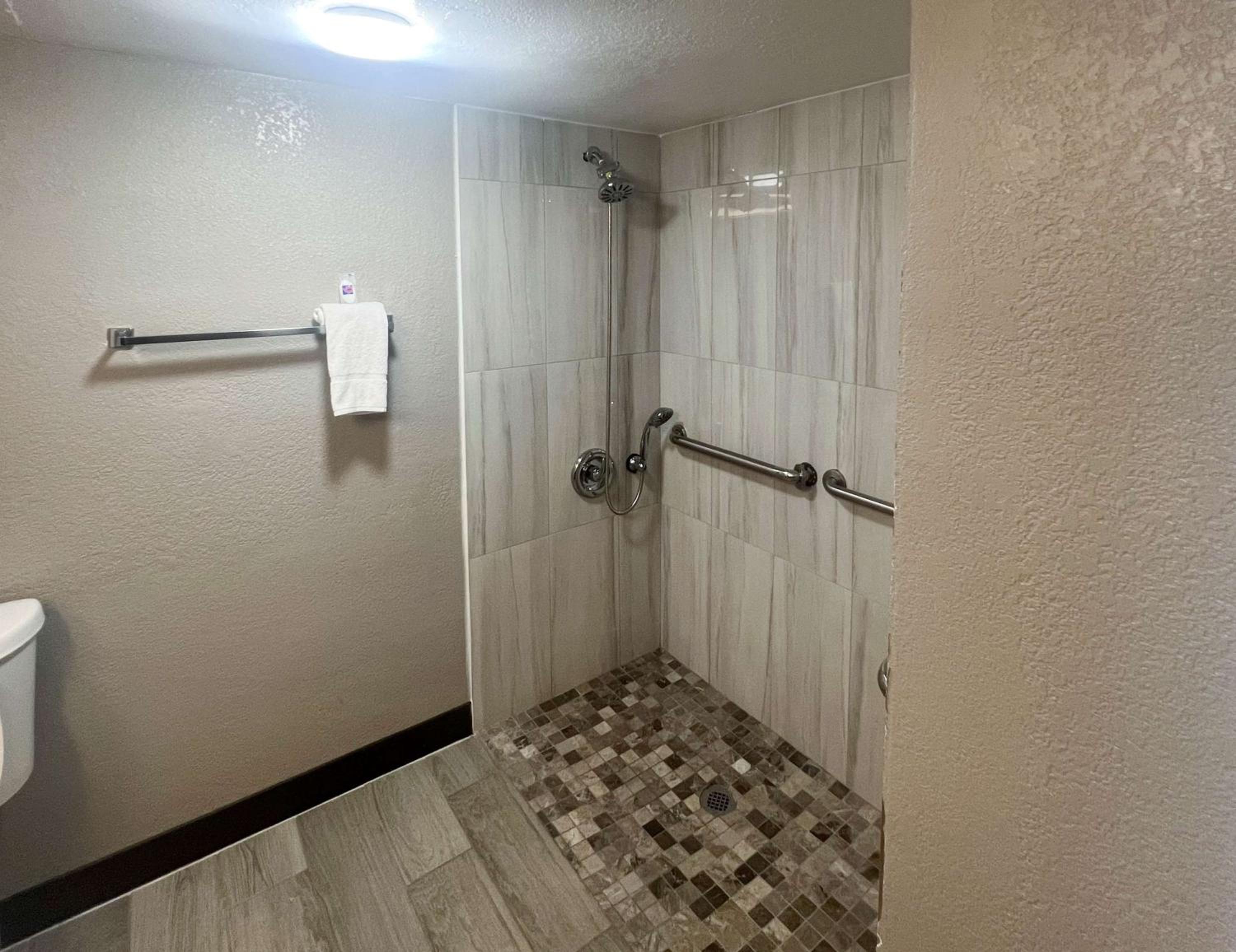 Quadruple Room - Disability Access - Non-Smoking