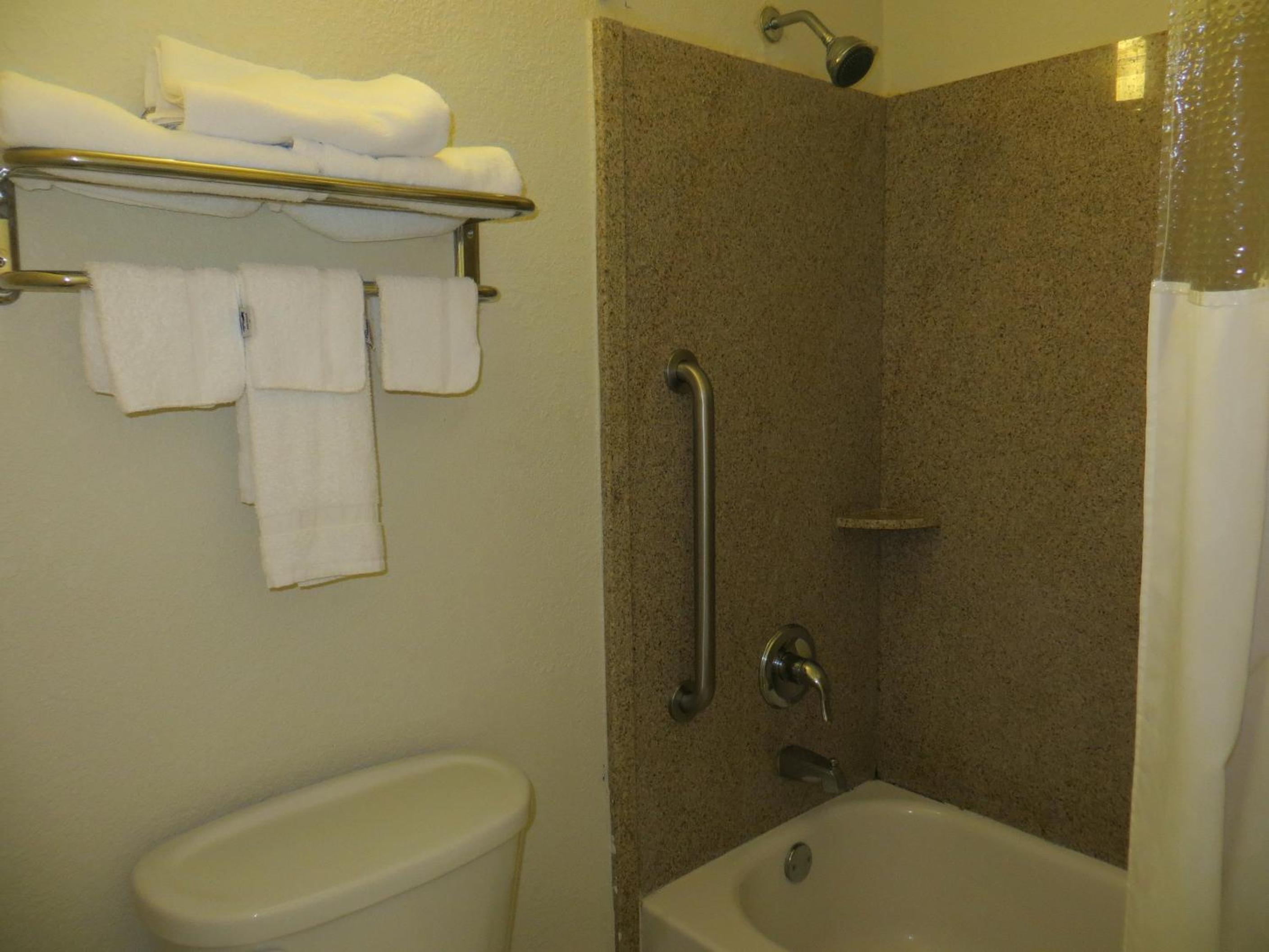 Double Room with Two Double Beds - Smoking