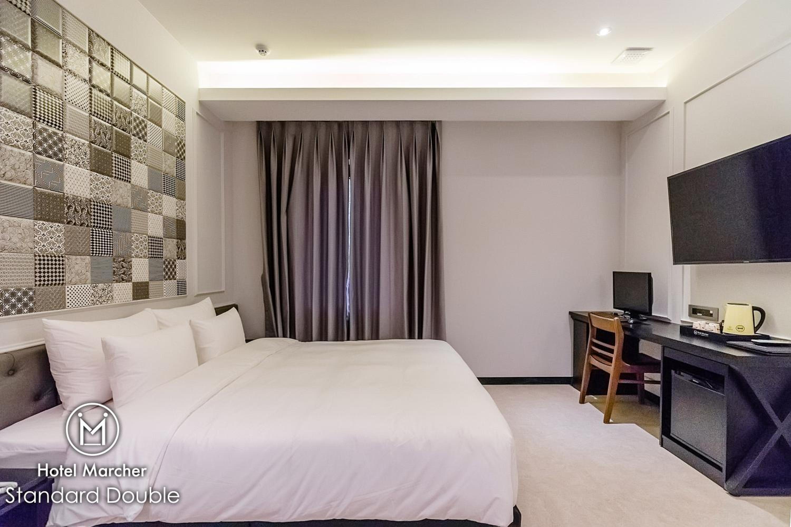 Deluxe Double Room with Bath