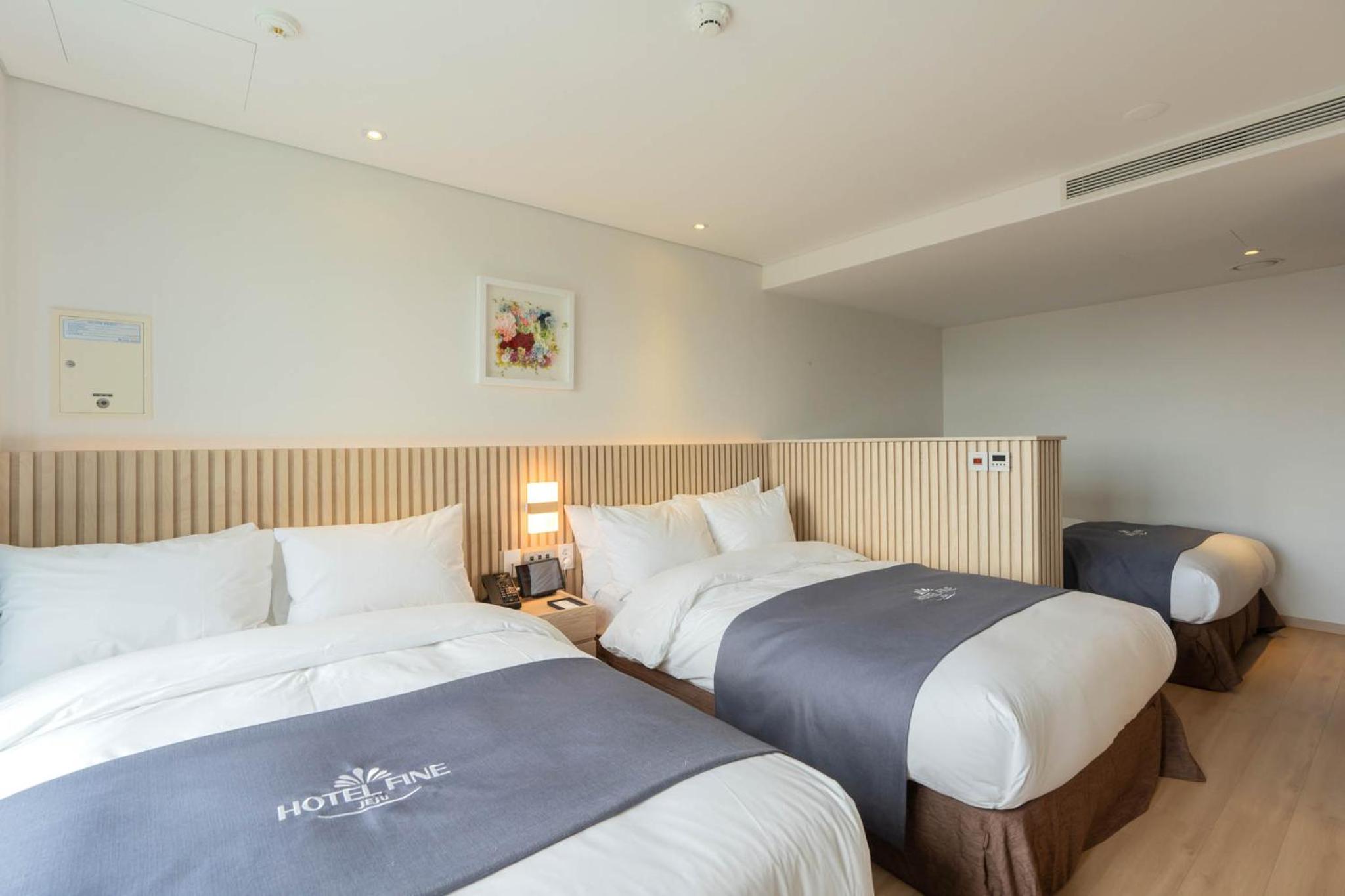 Standard Triple Studio