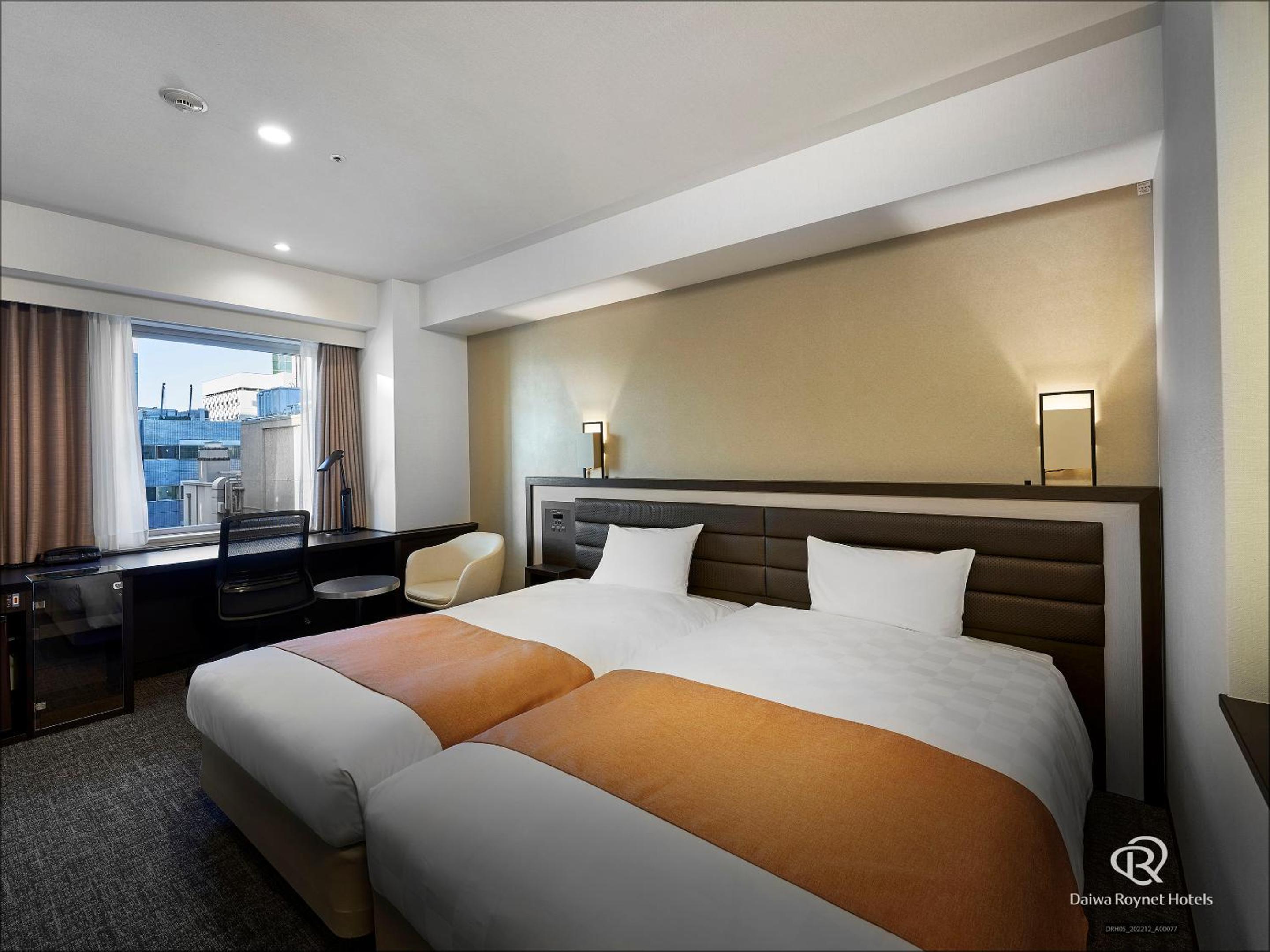 Hollywood Twin Room - Non-Smoking (Two Bed)