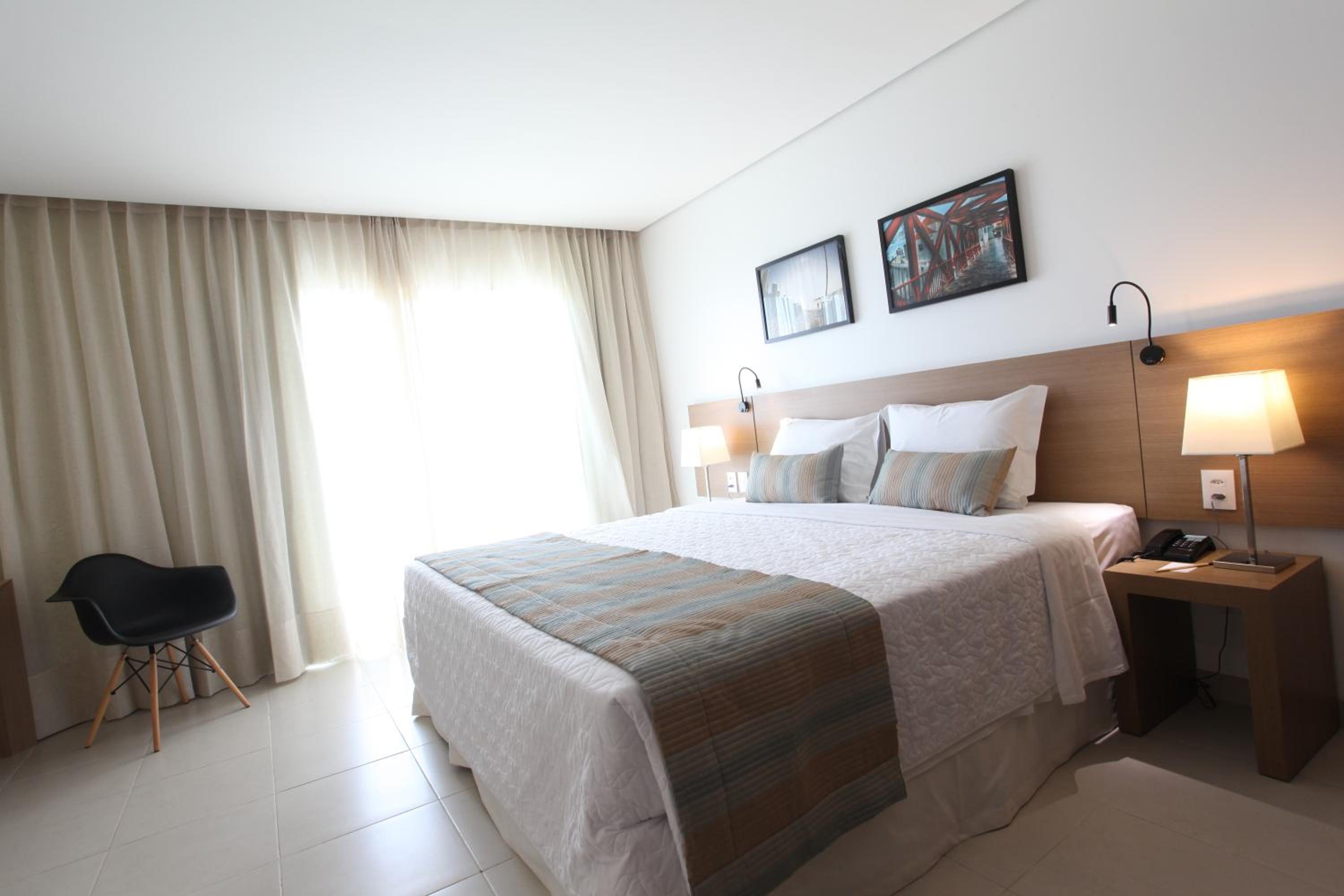 Suite with Side Sea View (2 Adults)