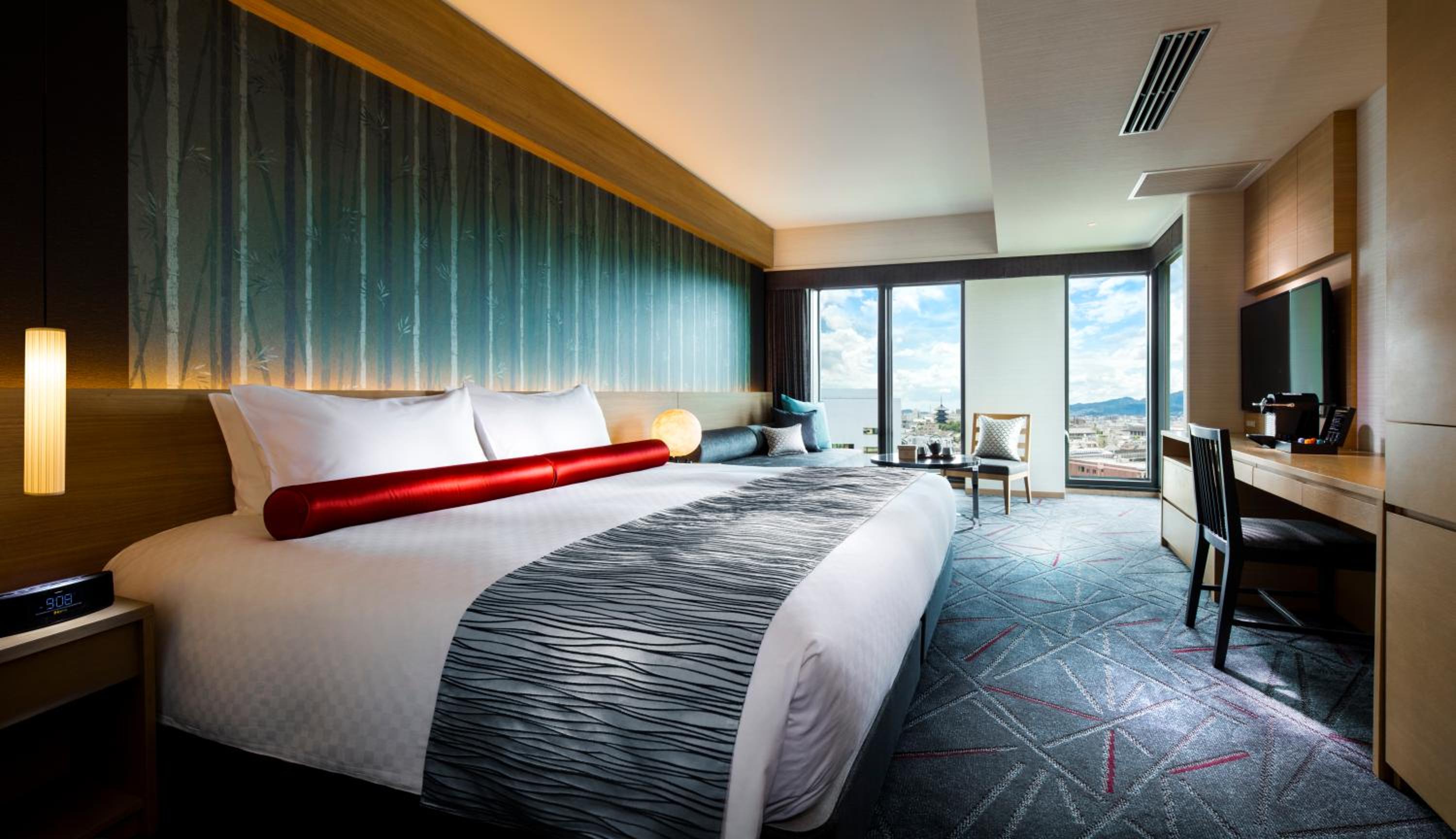 Deluxe Double Room - Premium Floor - Non-Smoking (9th Floor)