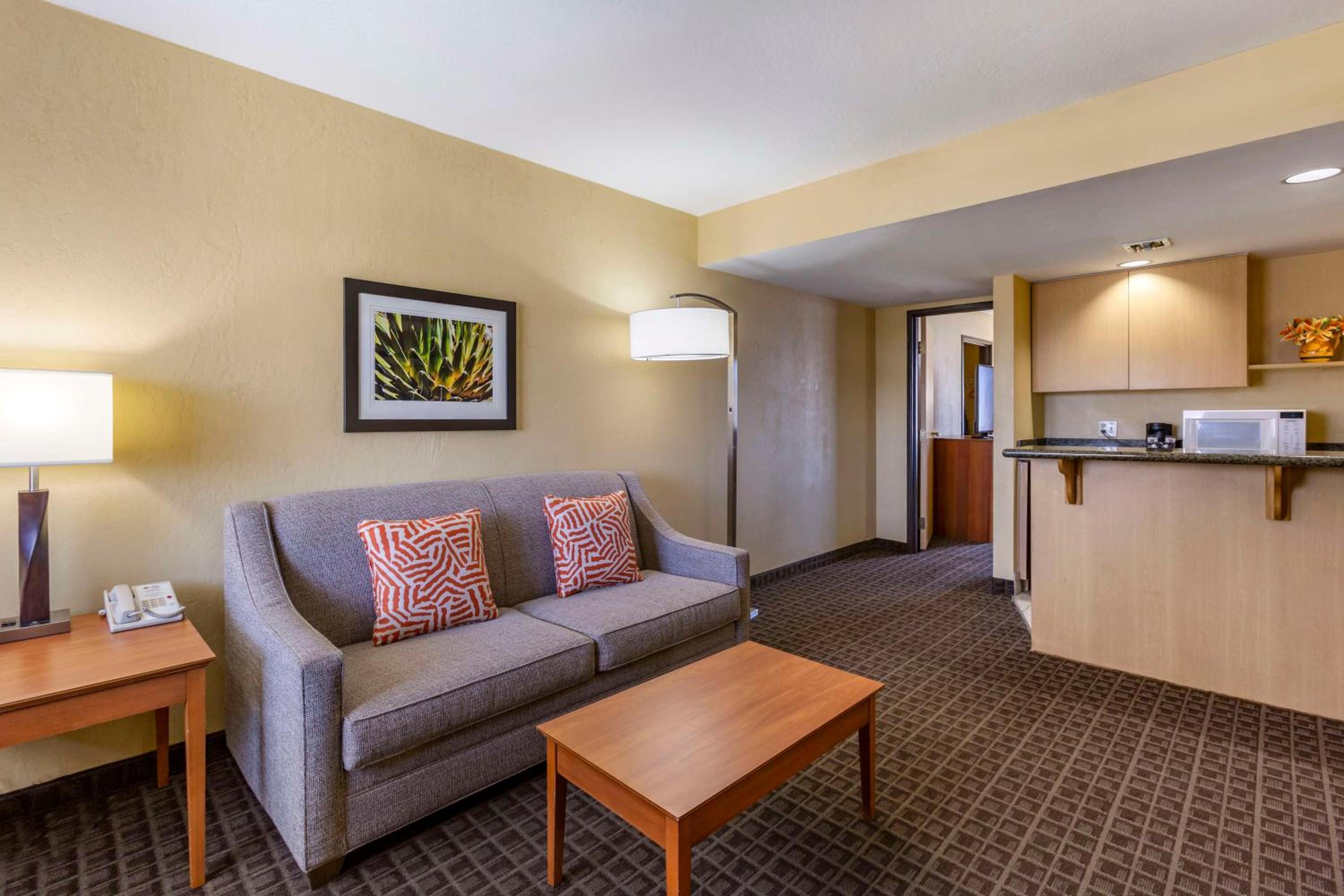 Two-Bedroom Suite with Two Double Beds