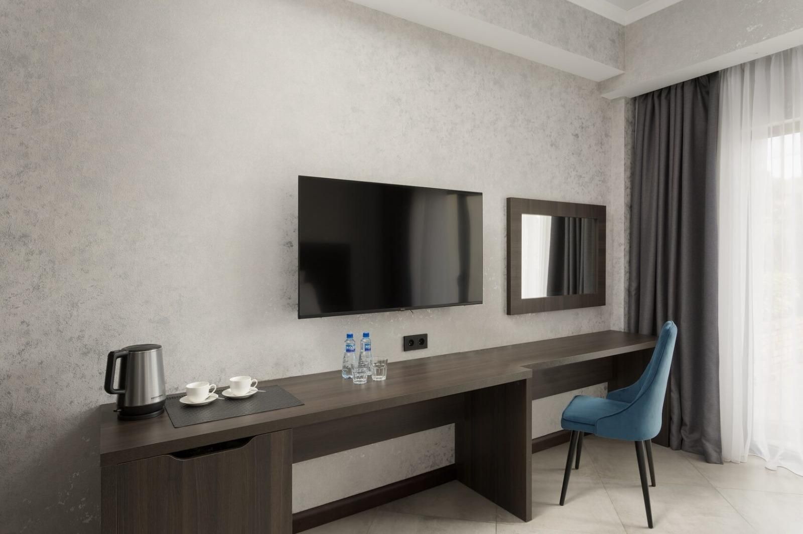 Делюкс с террасой и видом на горы