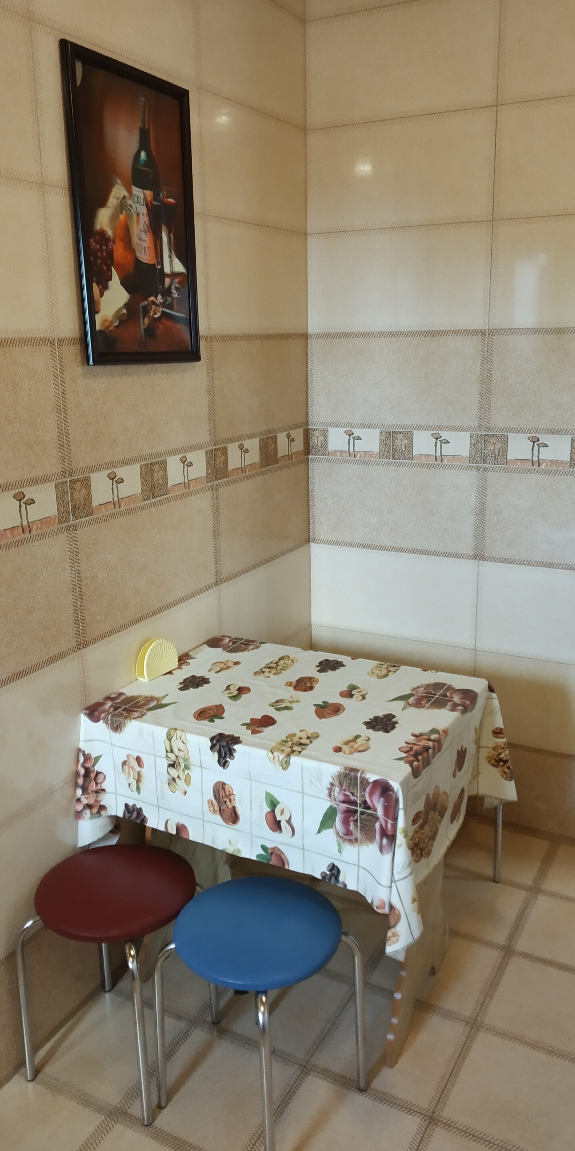 Трехместный номер с двумя санузлами с душем, тремя балконами