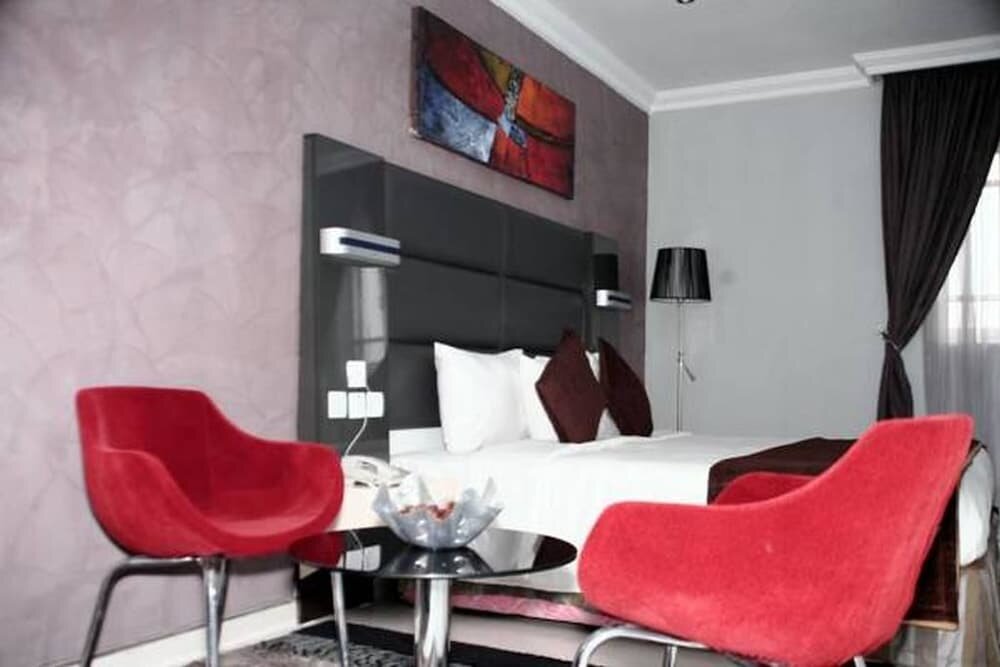Executive Room, City View