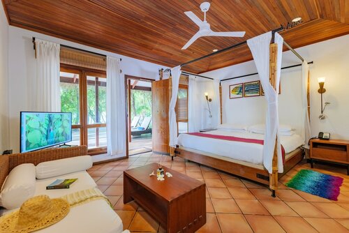 Beach Villa в Niva Kuramathi Maldives
